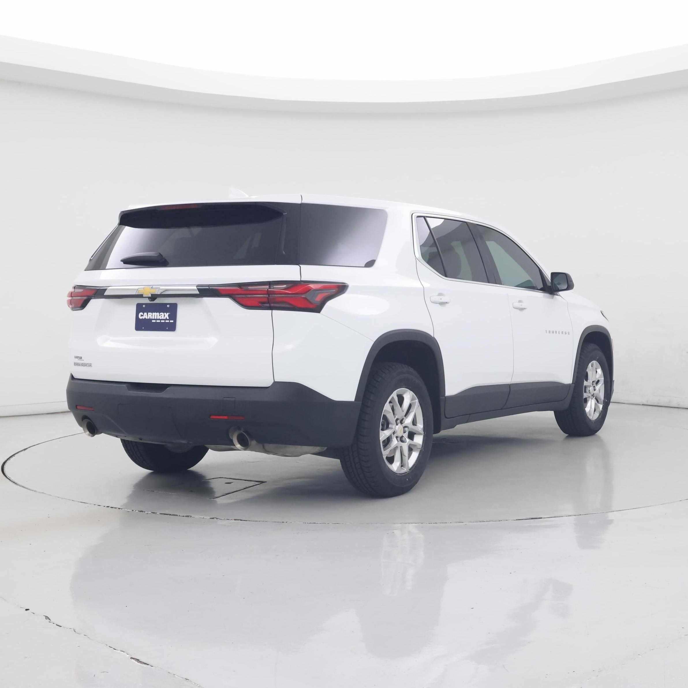 Thumbnail: 2023 Chevrolet Traverse - 8