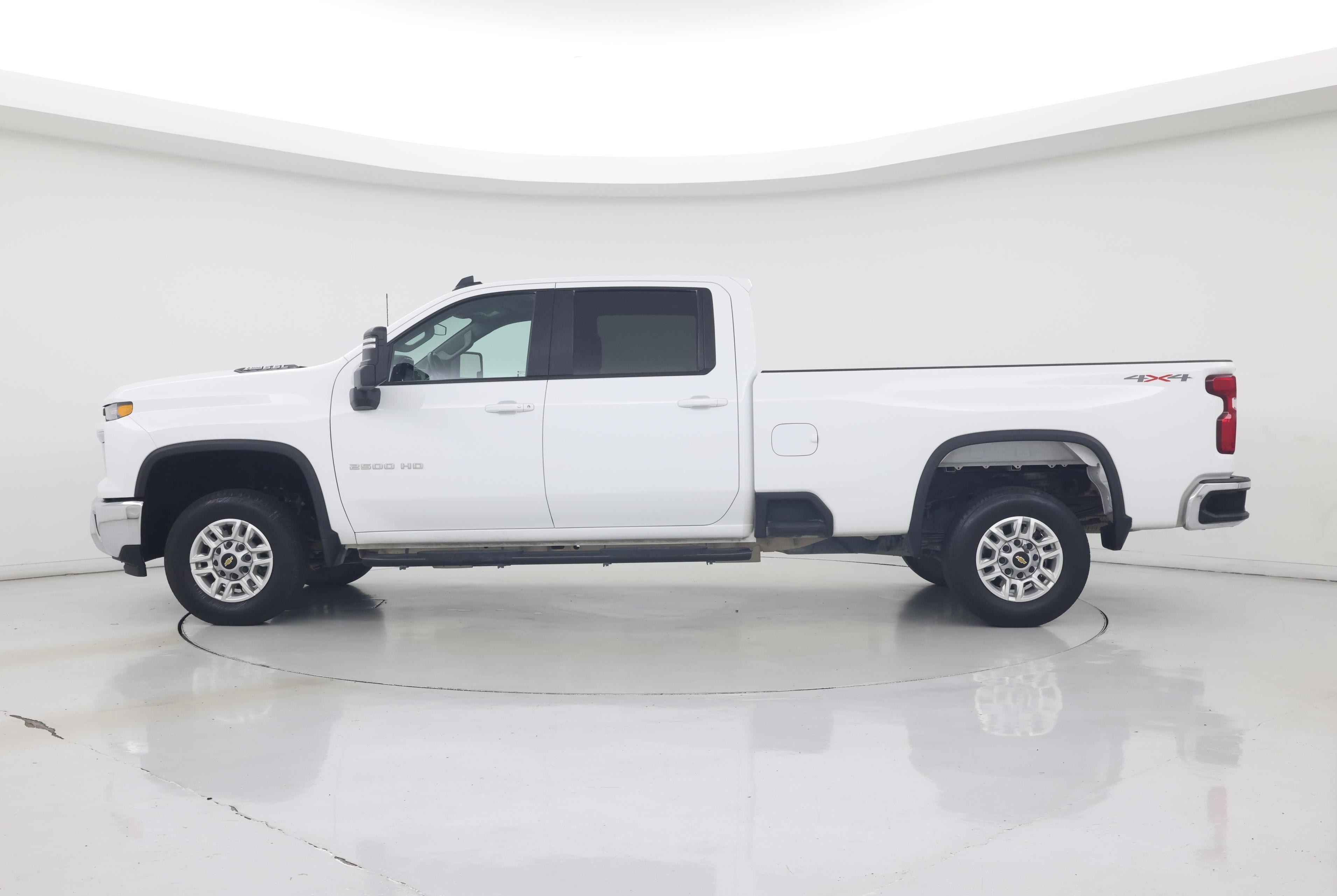 Thumbnail: 2025 Chevrolet Silverado 2500 - 3