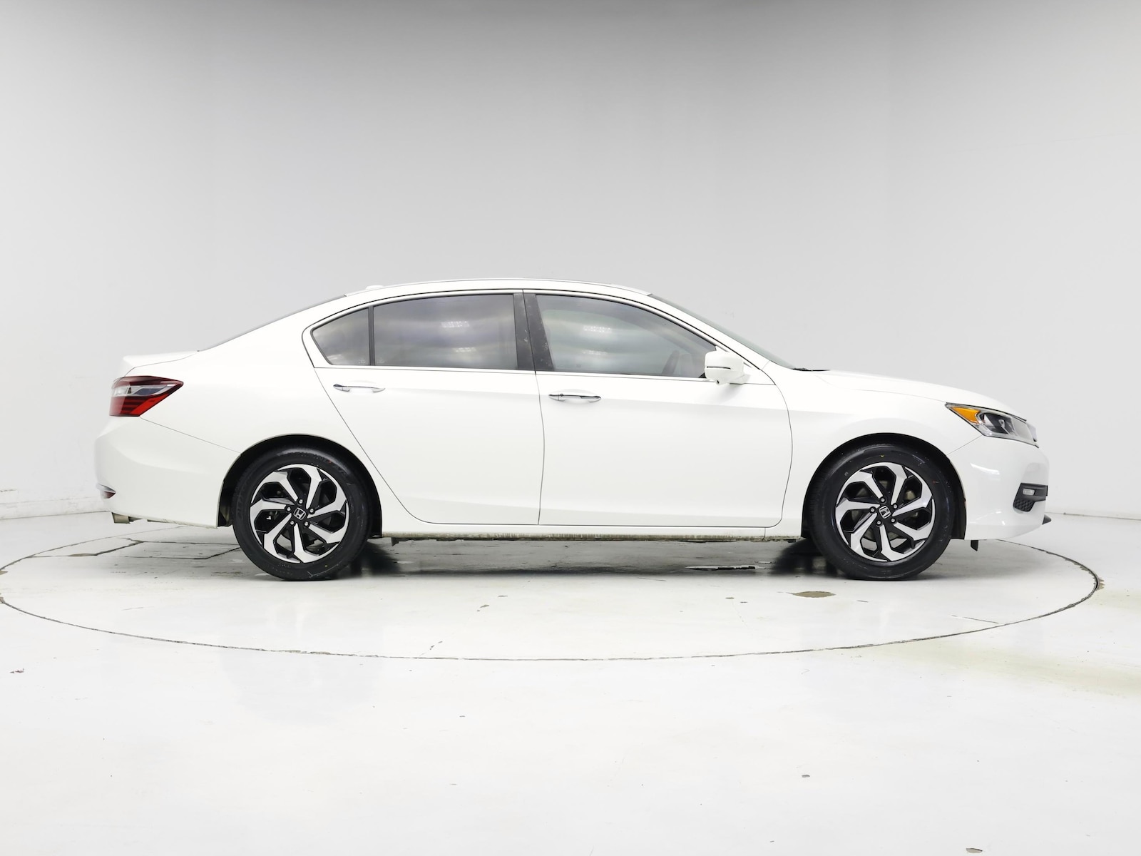 2017 Honda Accord EX - Photo 8