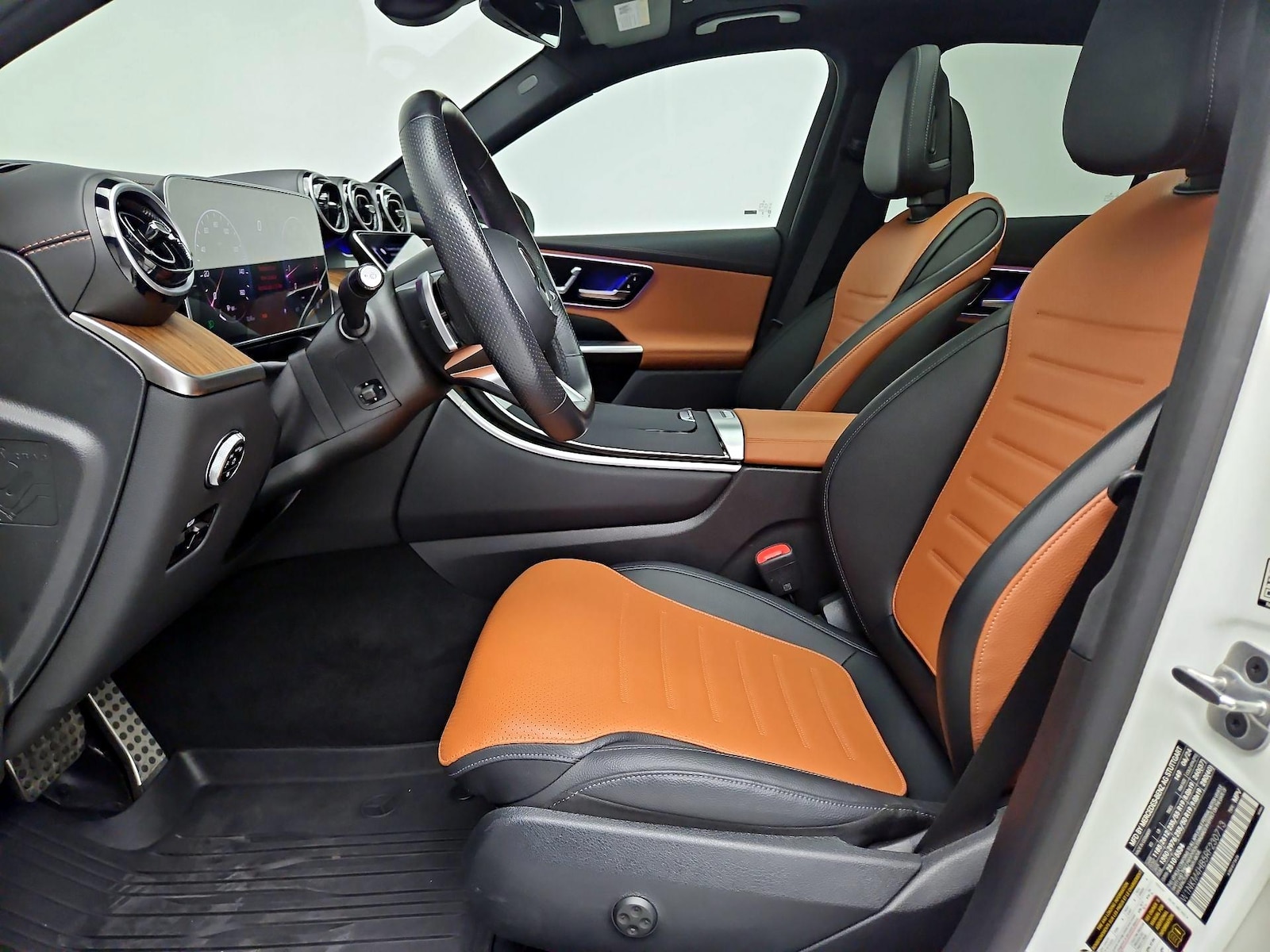 2024 Mercedes-Benz GLC GLC 300 - Photo 12