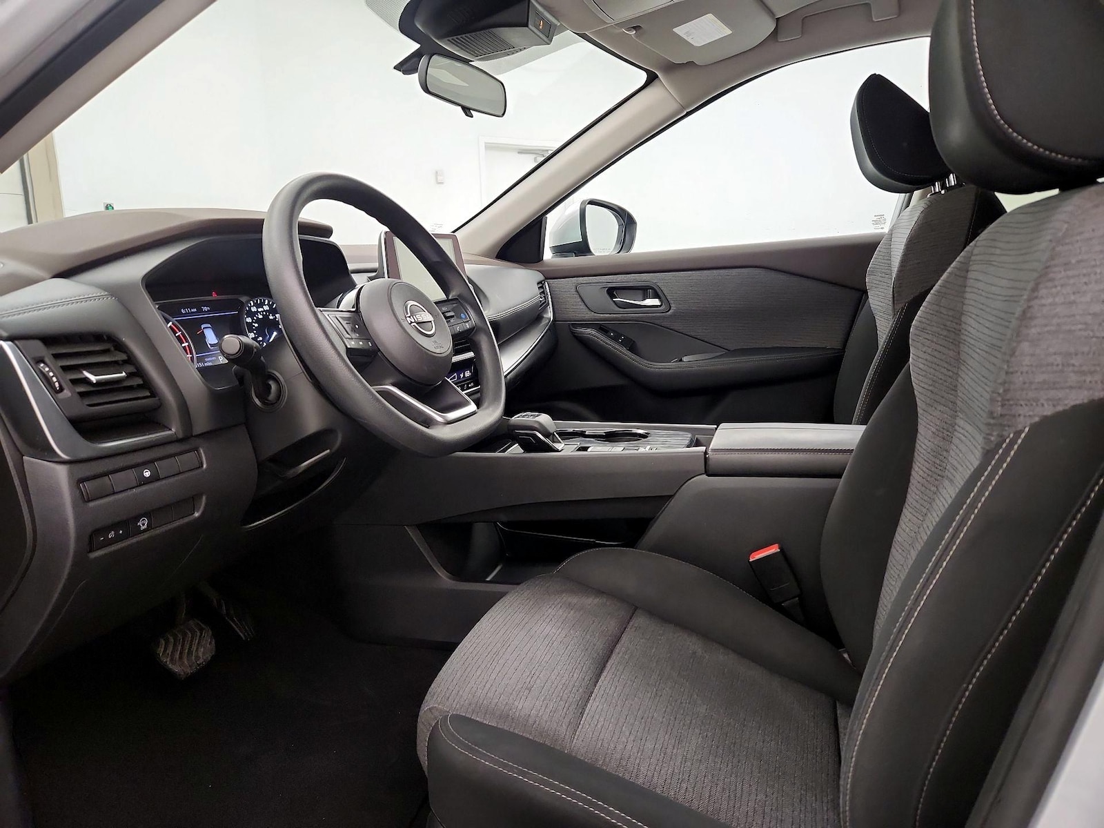 Power Seat(s) & Side Airbags