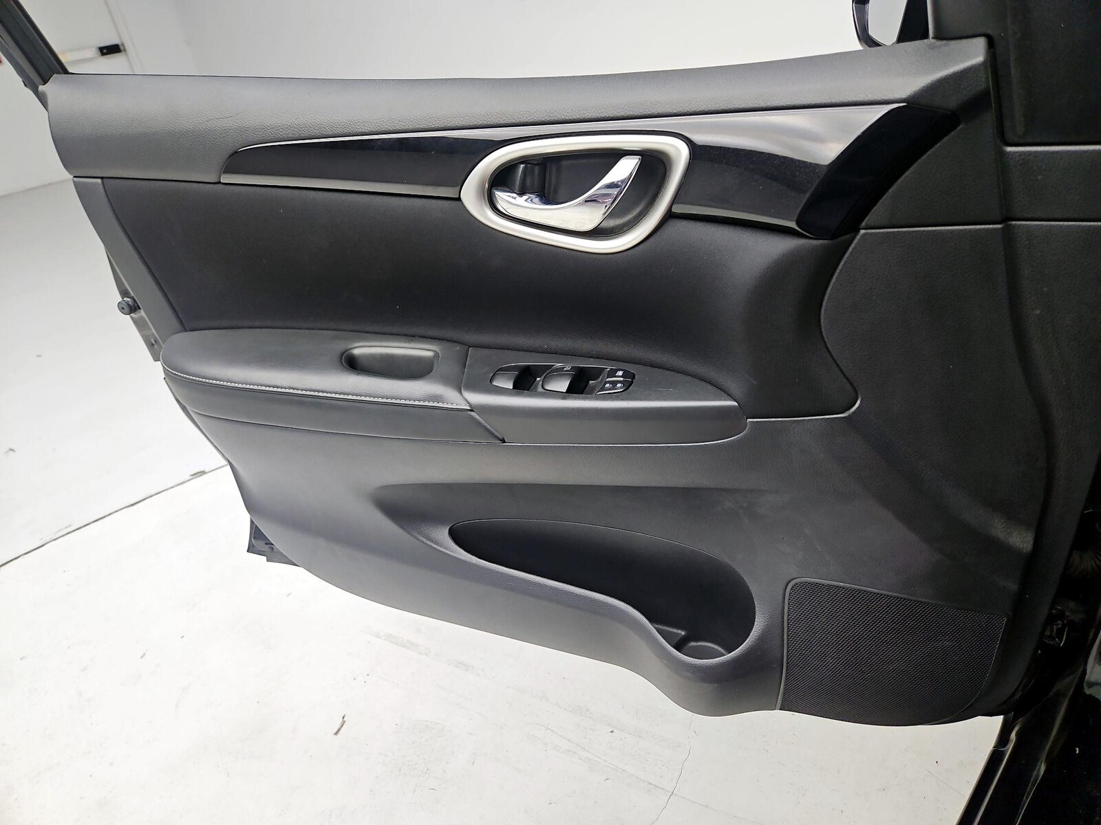 2019 Nissan Sentra SV - Photo 13