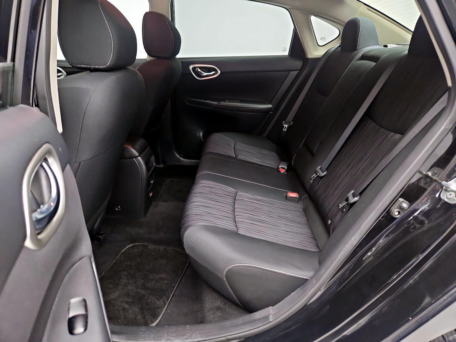 2019 Nissan Sentra SV - Photo 20