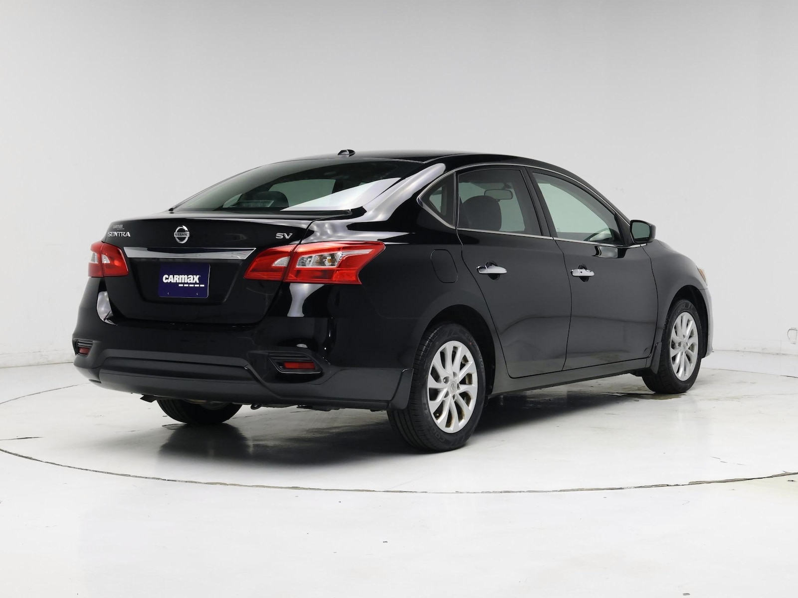 2019 Nissan Sentra SV - Photo 9