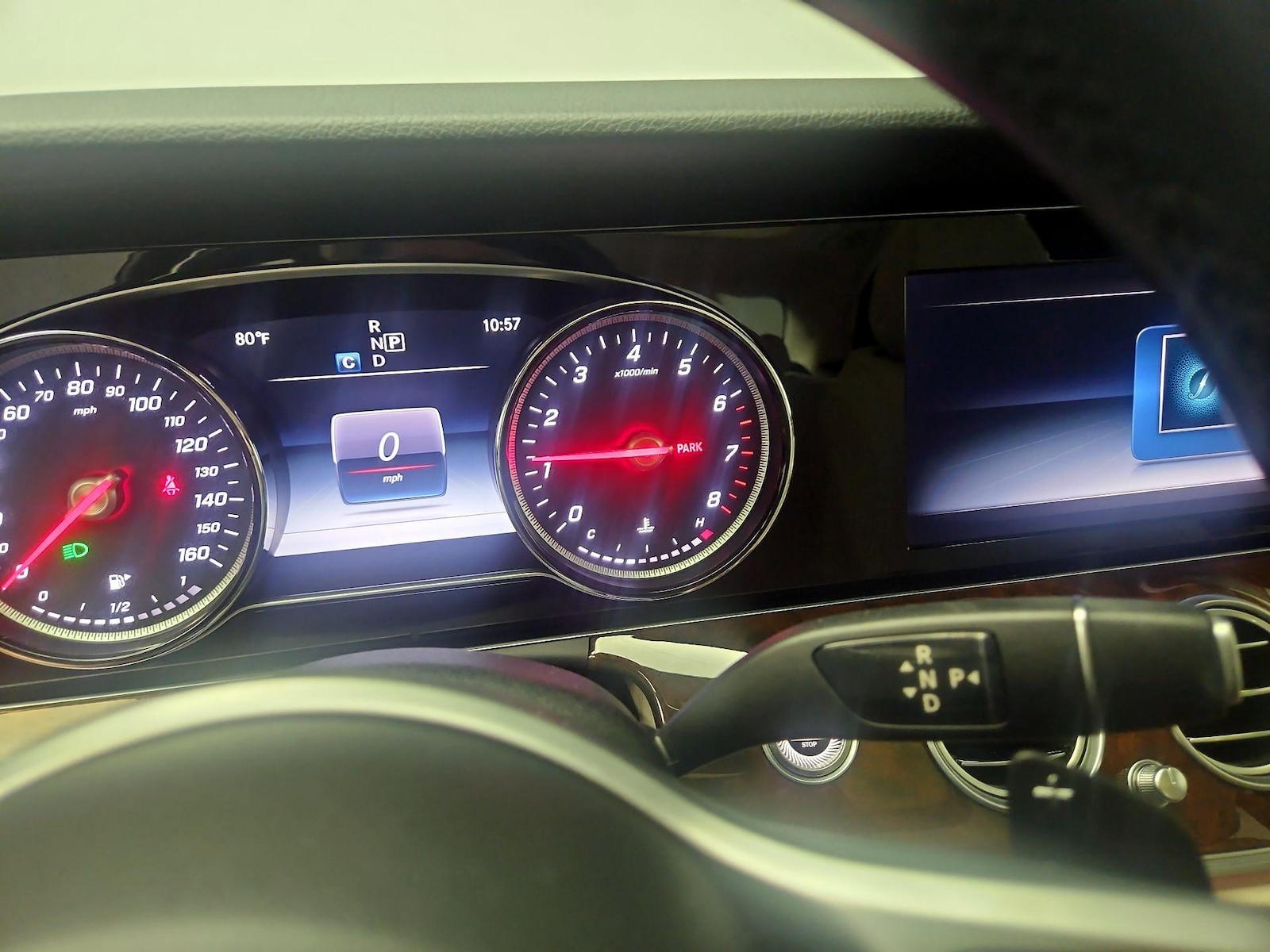 2019 Mercedes-Benz E-Class E450 - Photo 19