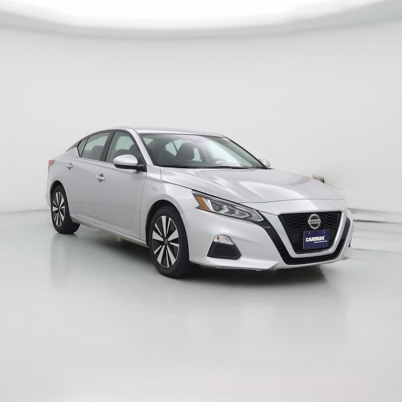 2022 Nissan Altima SV