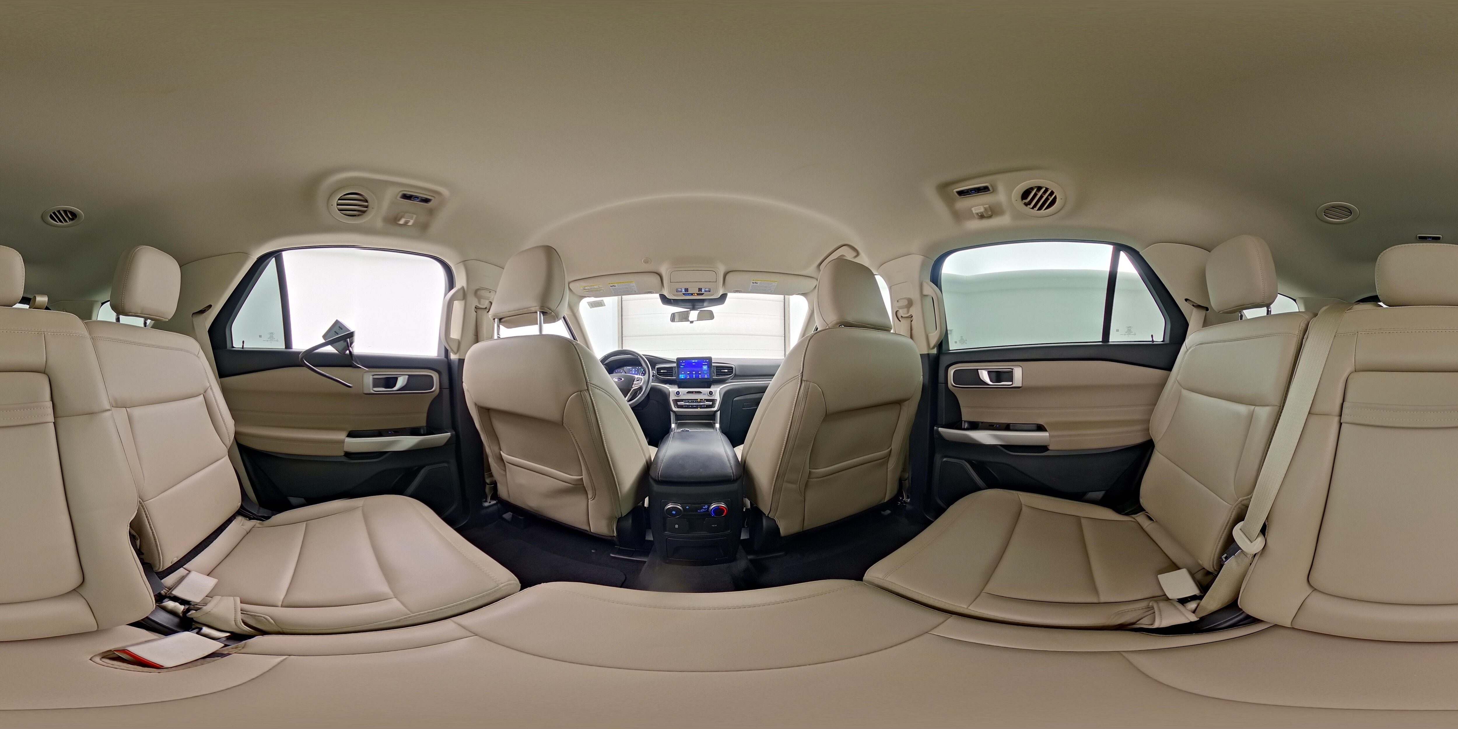 2022 Ford Explorer XLT - Photo 25