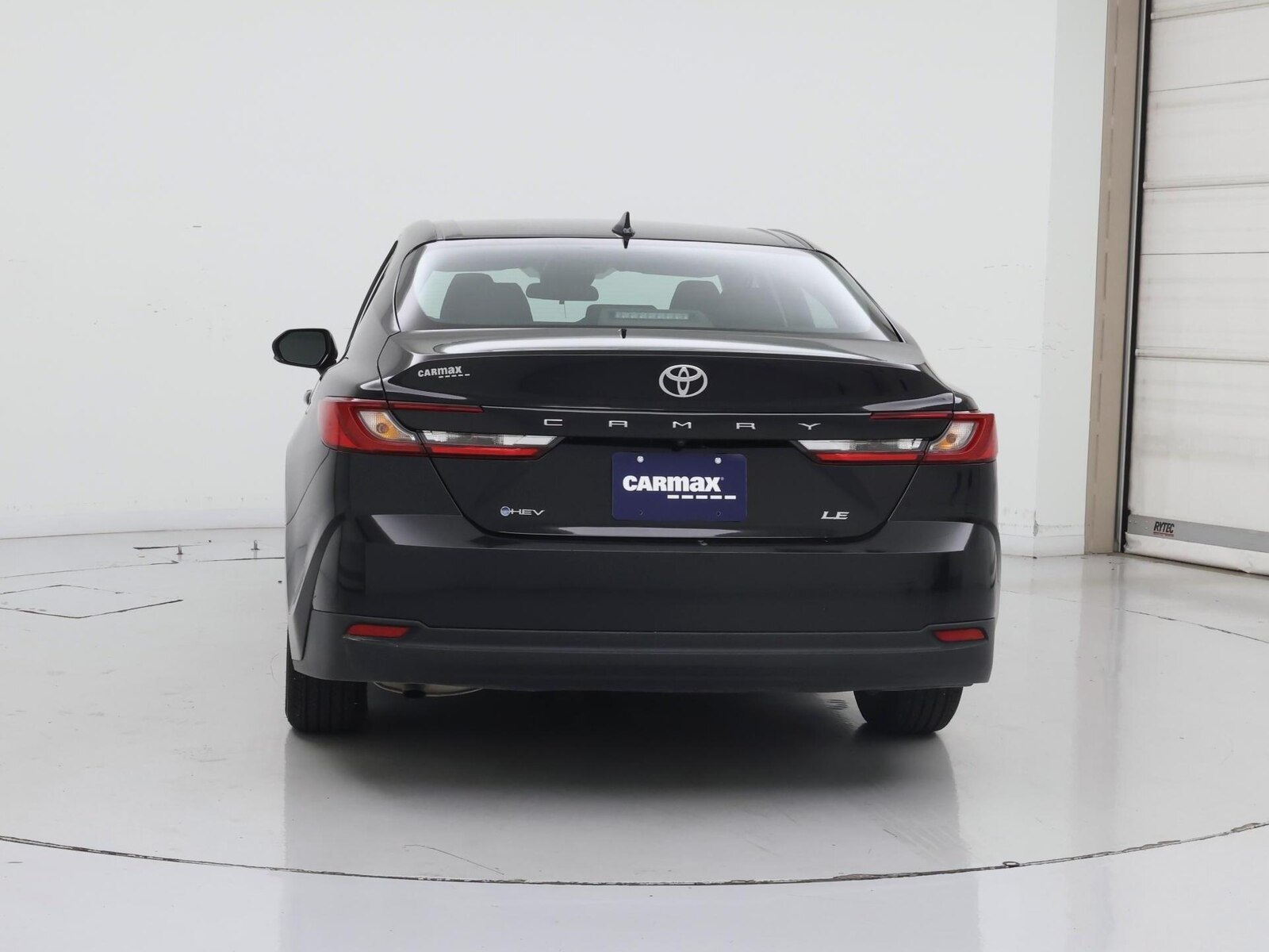 2025 Toyota Camry LE - Photo 7