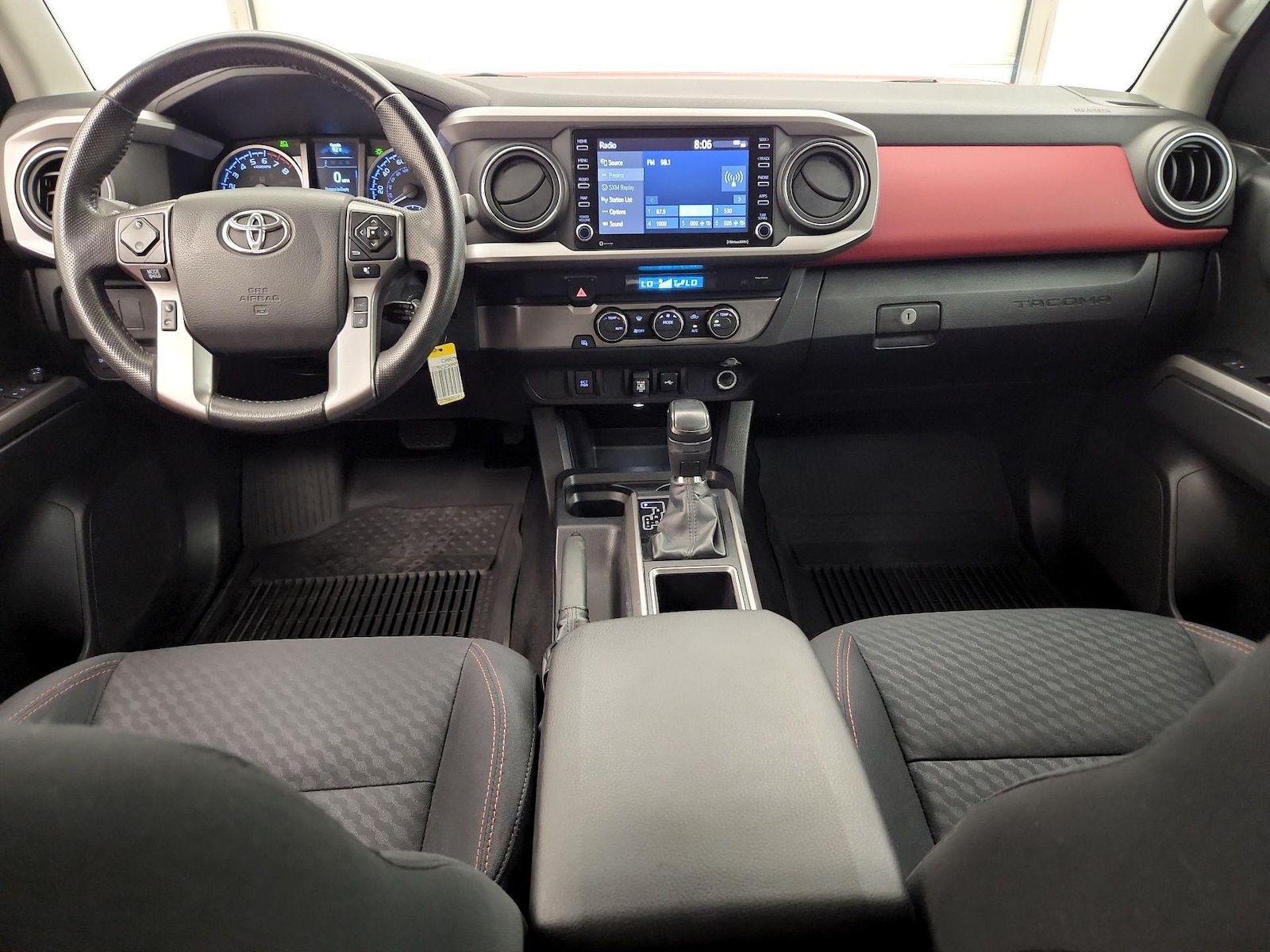 2022 Toyota Tacoma SR5 - Photo 10