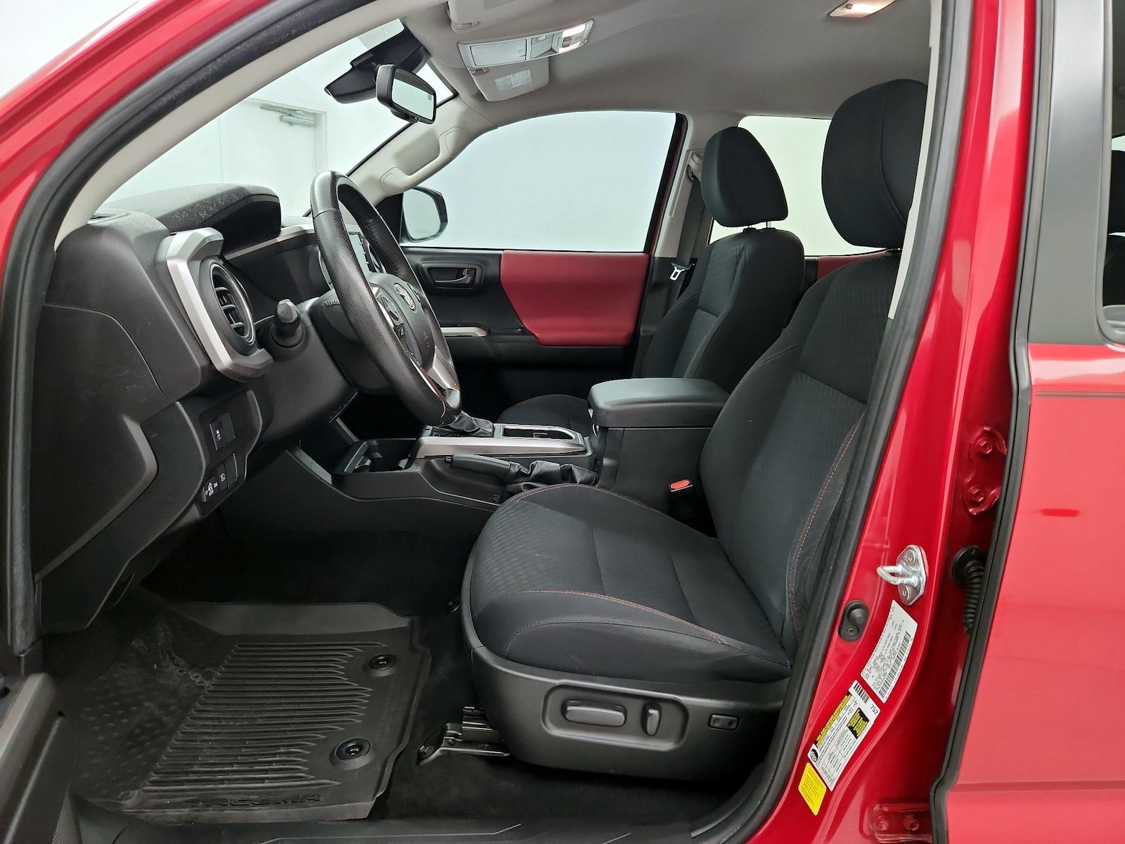 2022 Toyota Tacoma SR5 - Photo 12
