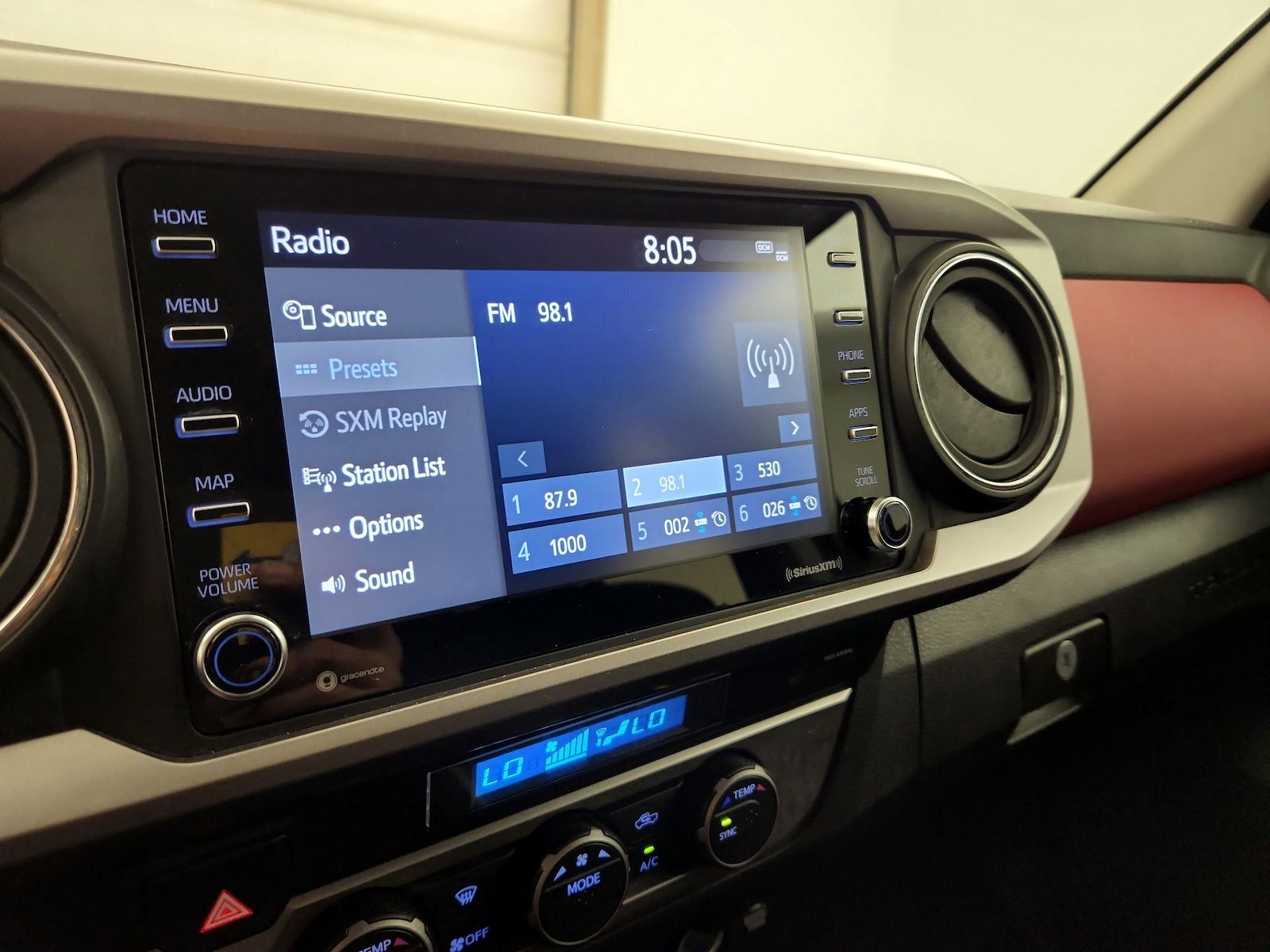 2022 Toyota Tacoma SR5 - Photo 16