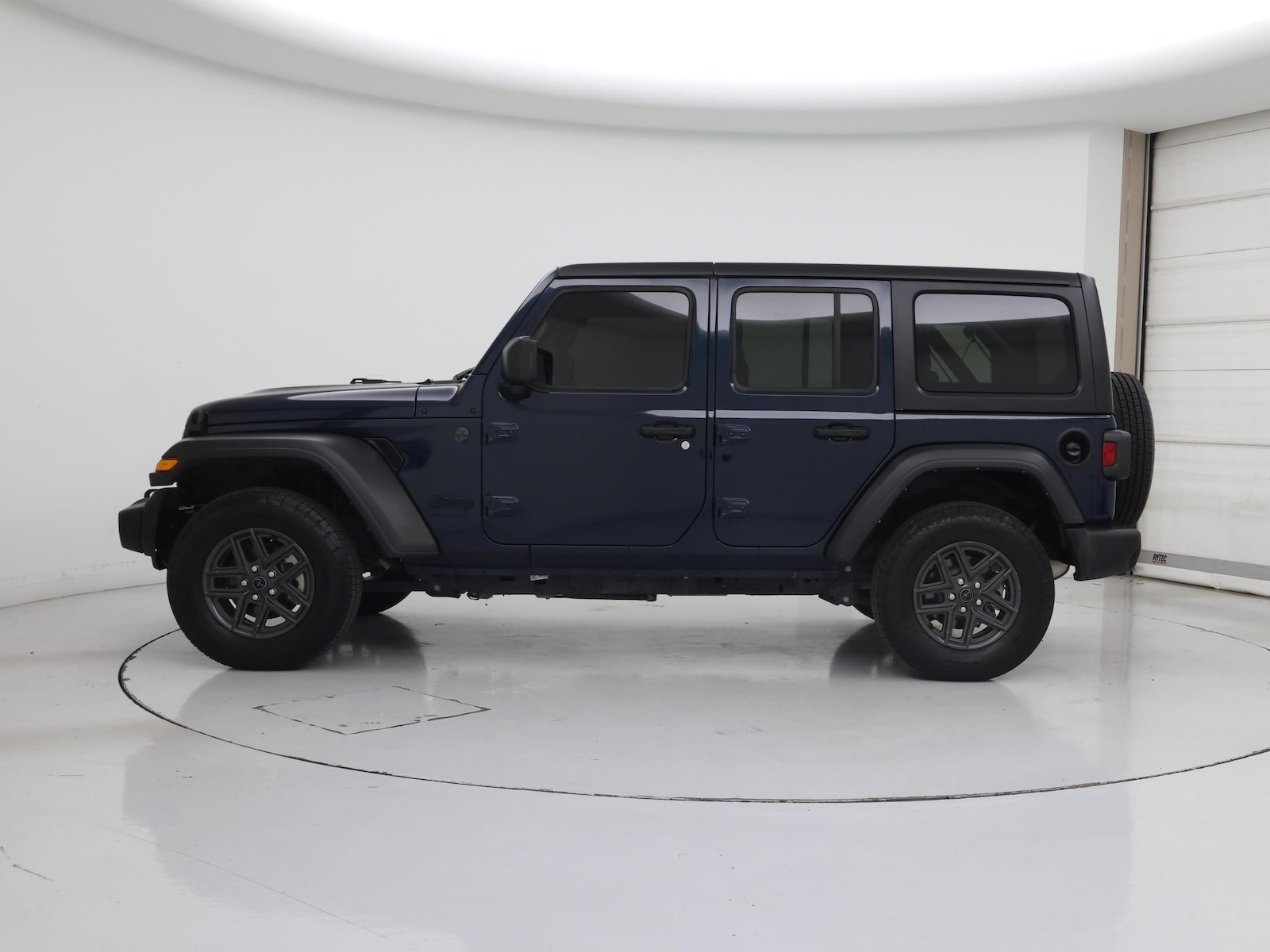 2025 Jeep Wrangler Sport S, photo 4