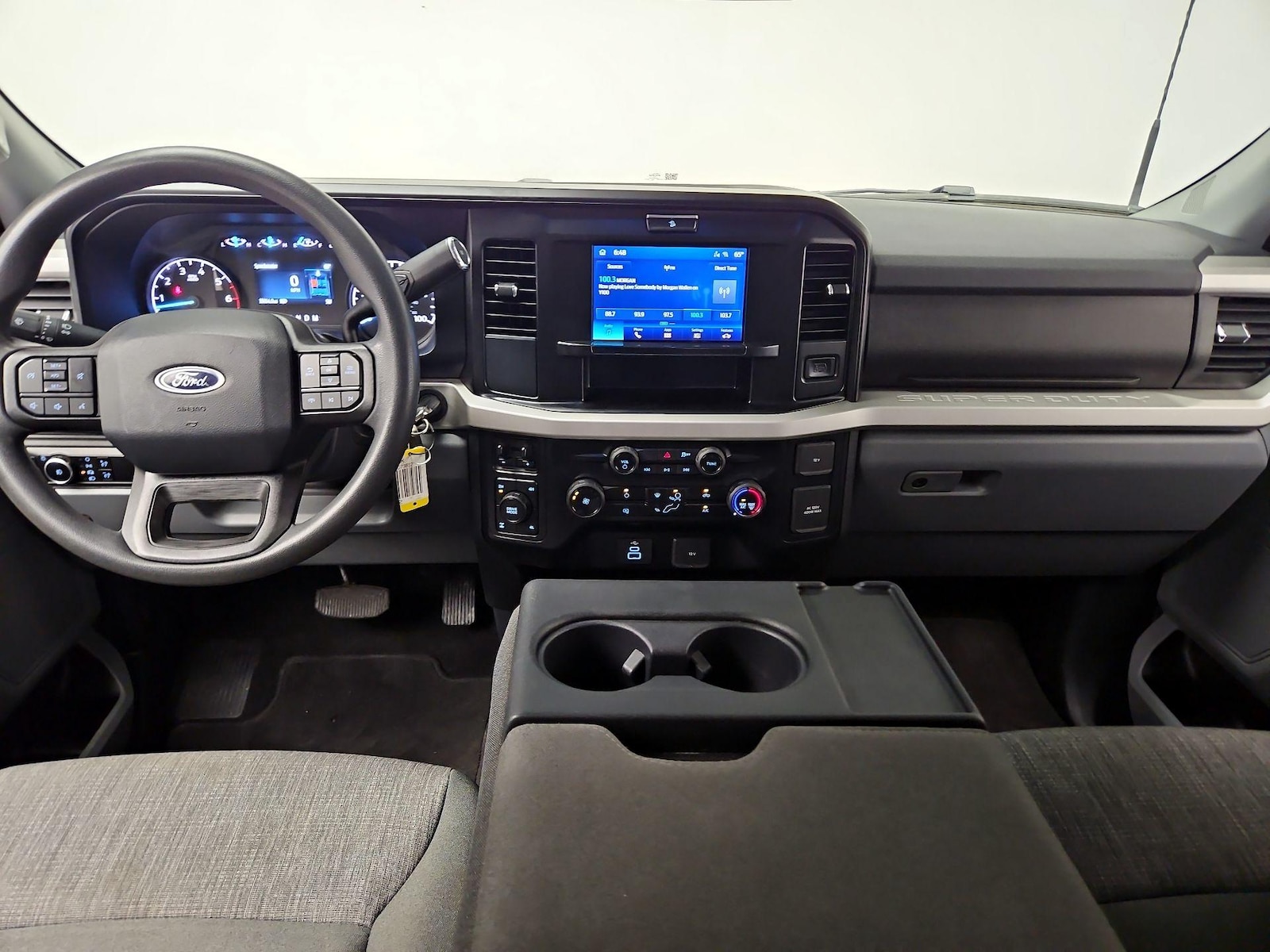 2025 Ford F-250 Super Duty XLT - Photo 10