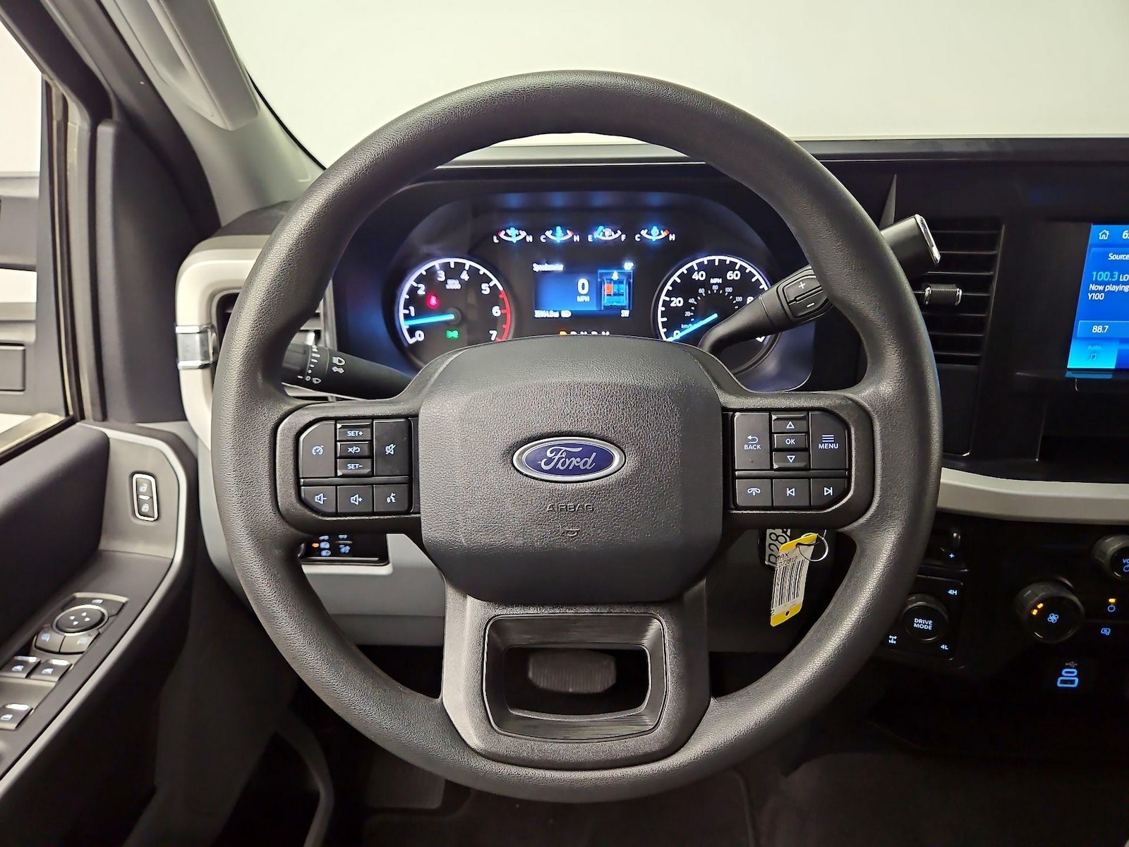2025 Ford F-250 Super Duty XLT - Photo 11