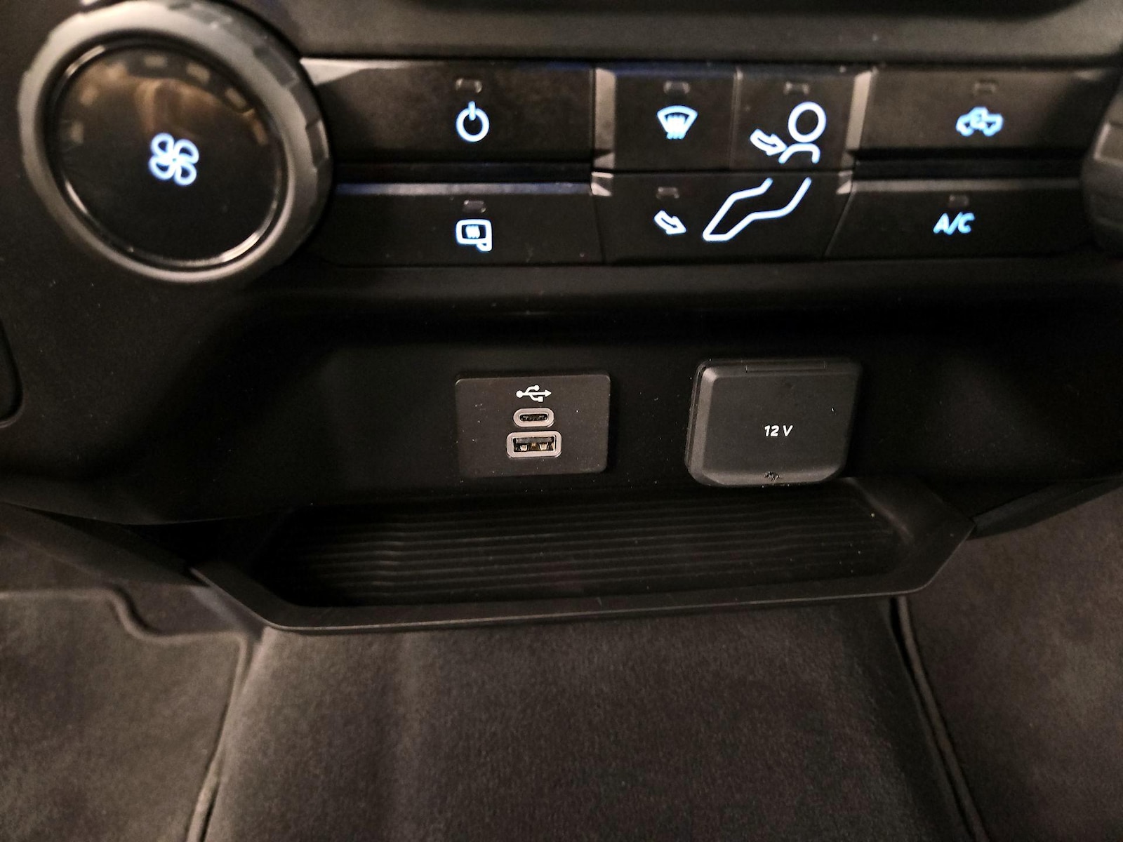 2025 Ford F-250 Super Duty XLT - Photo 19