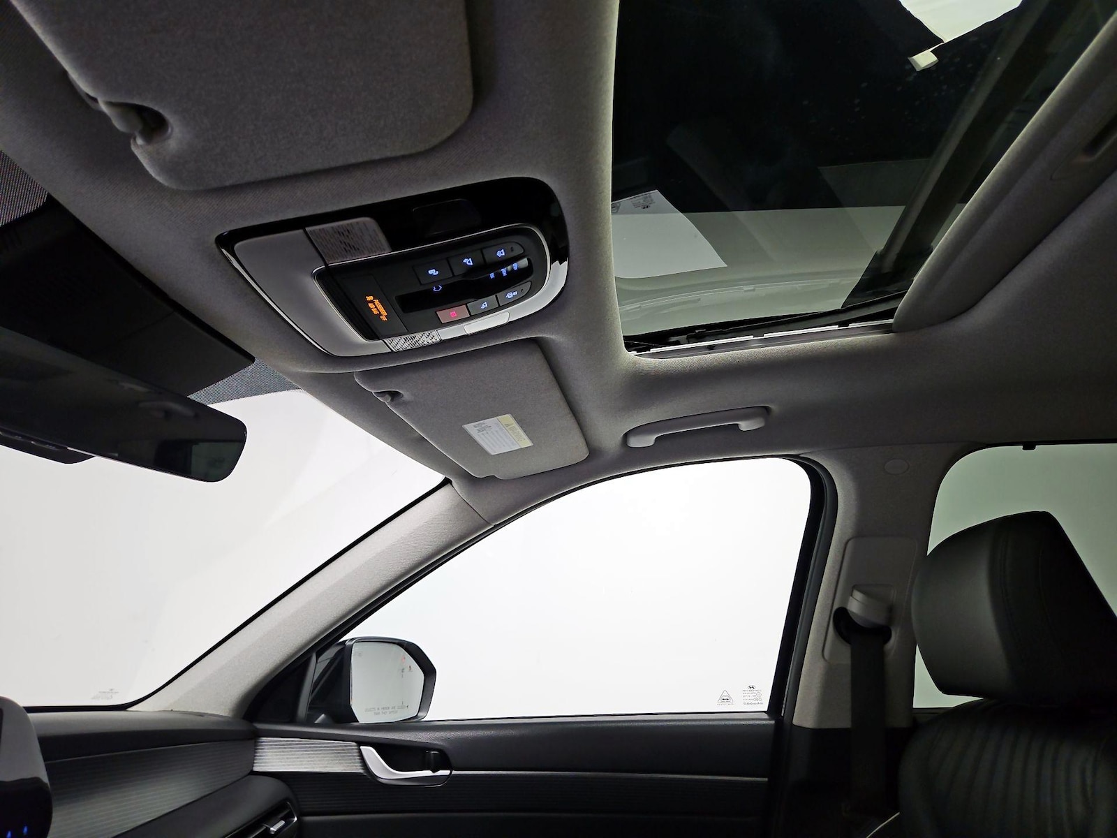 Sunroof(s) & Skylight(s)