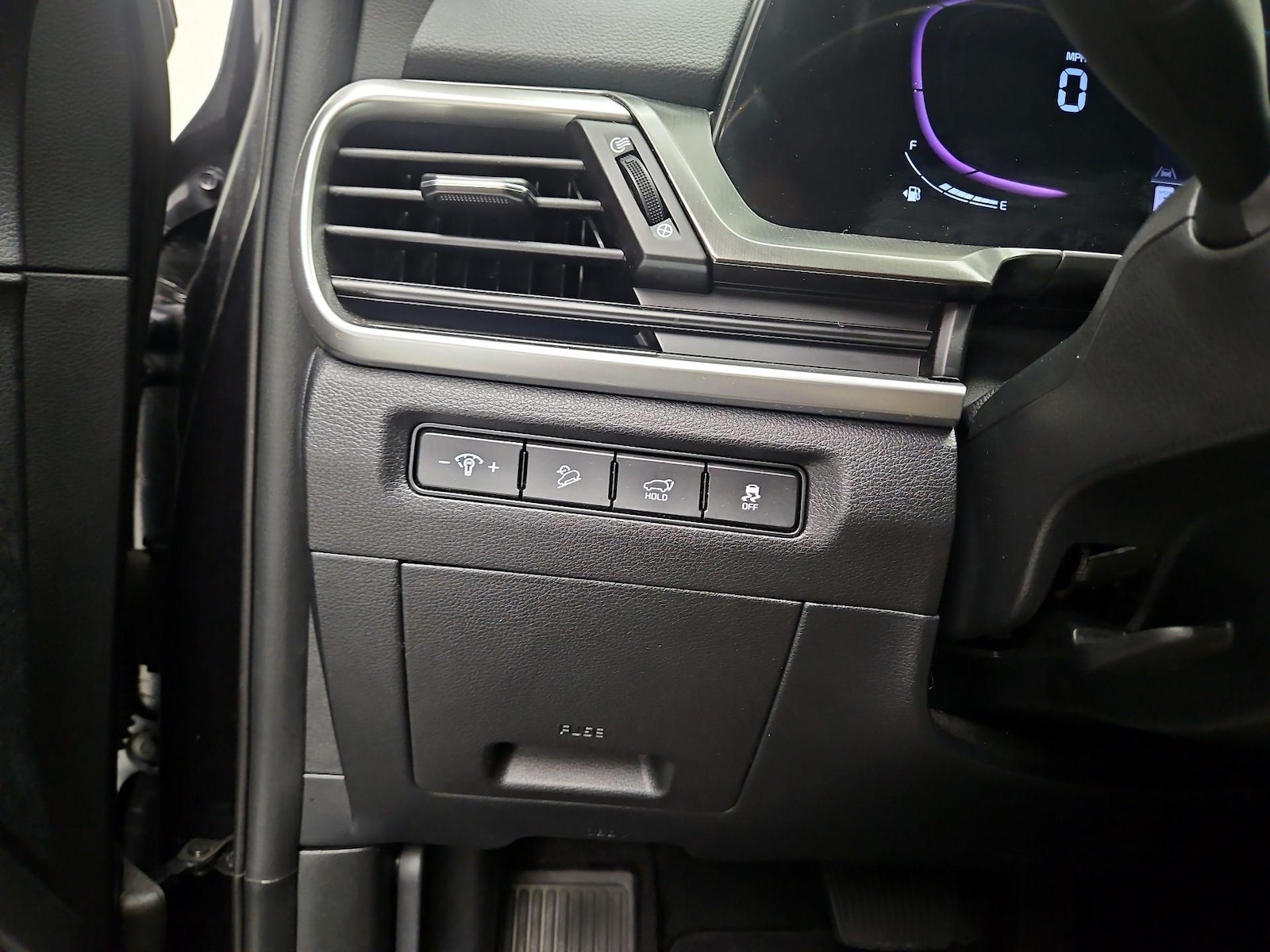 2025 Kia Telluride S - Photo 14