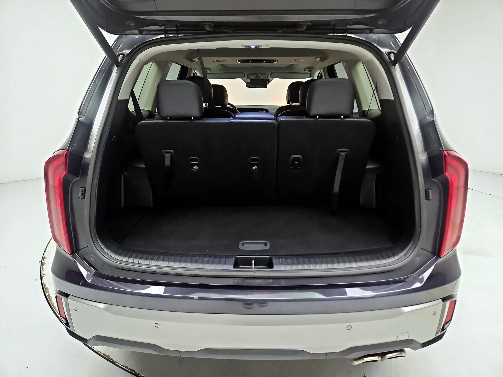2025 Kia Telluride S - Photo 23