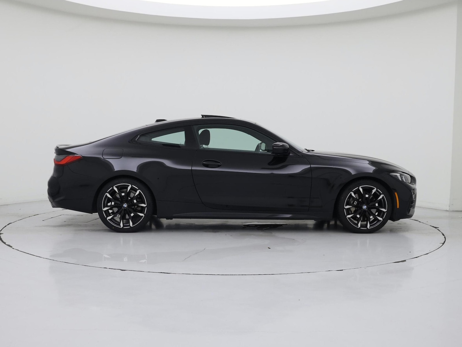 2026 BMW 4 Series 430i - Photo 8