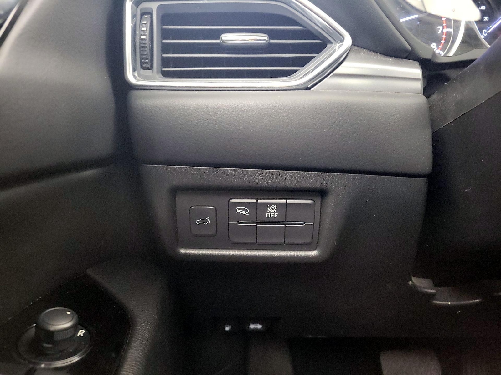 2025 Mazda CX-5 S Preferred package - Photo 14