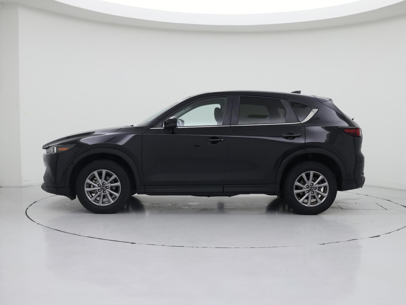 2025 Mazda CX-5 S Preferred package - Photo 4