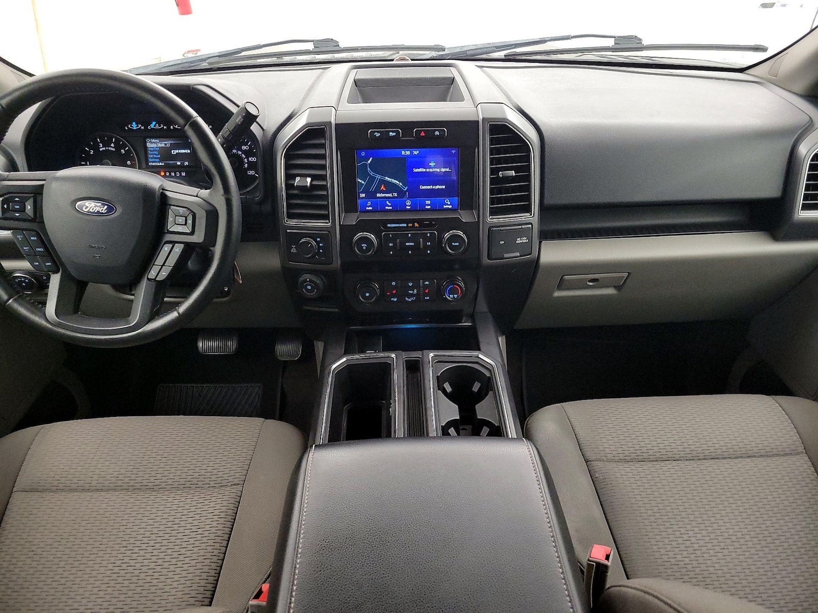 Apple CarPlay® & Android Auto™