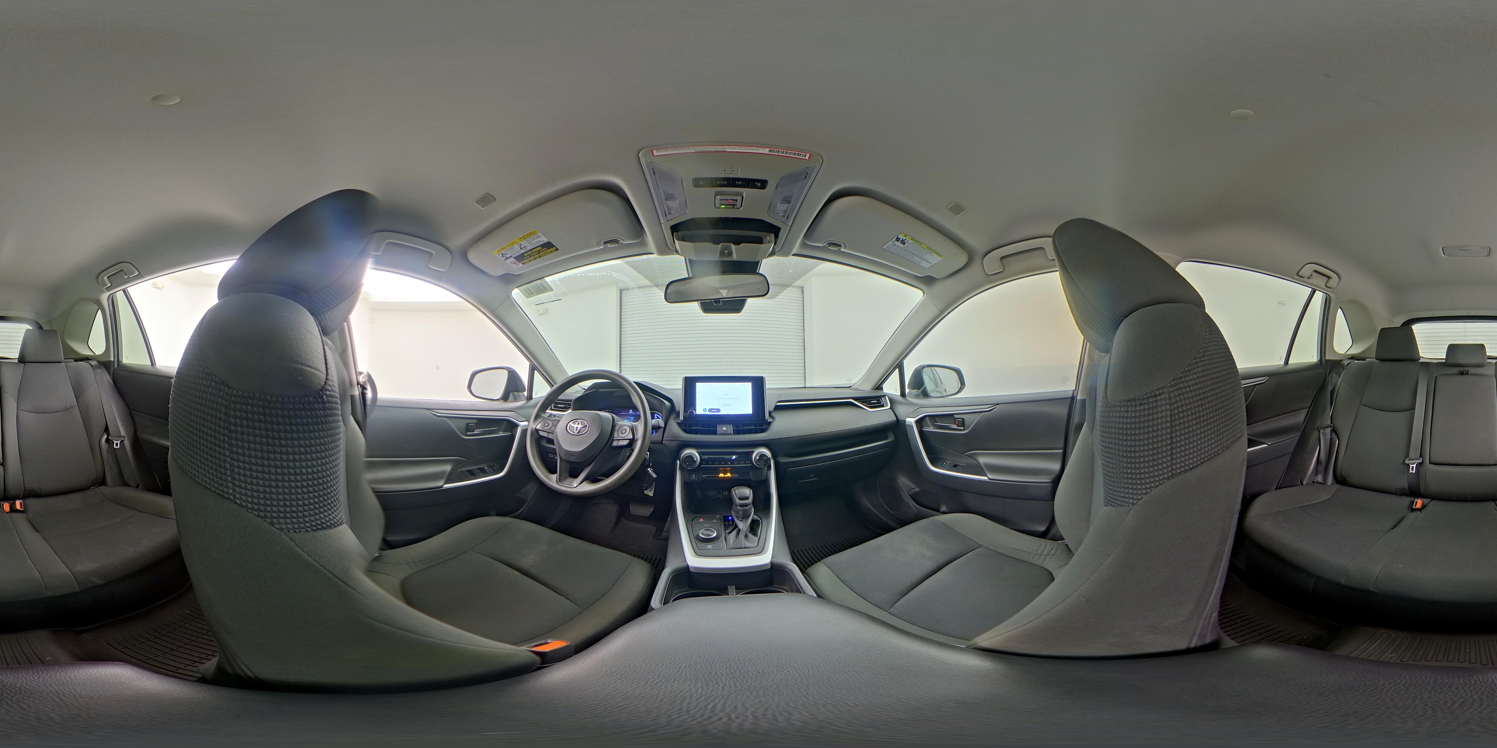 2024 Toyota RAV4 LE - Photo 24