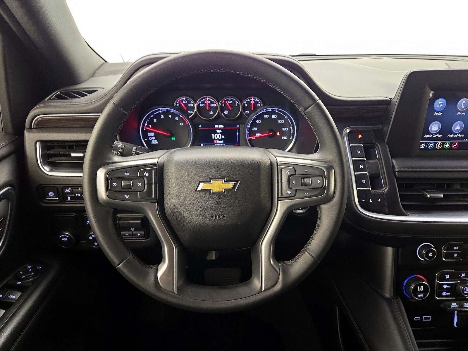 2024 Chevrolet Suburban LS - Photo 11