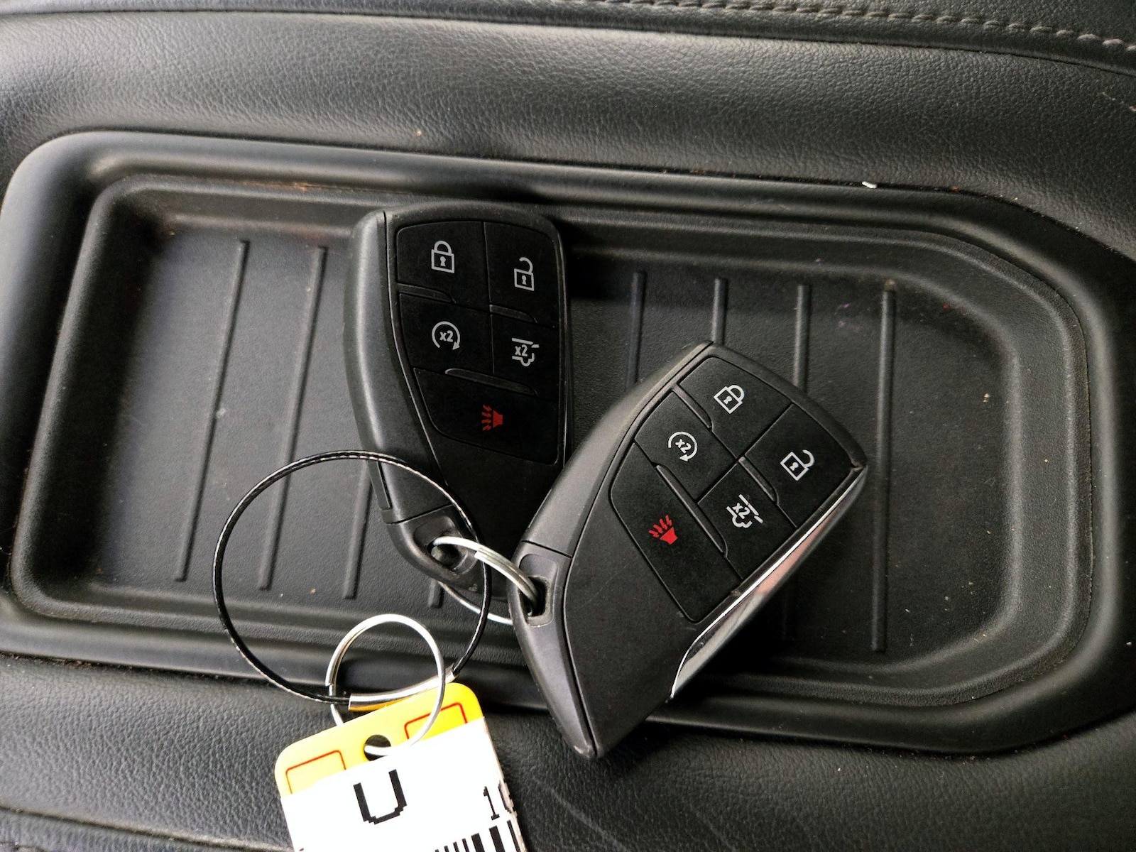 2024 Chevrolet Suburban LS - Photo 25