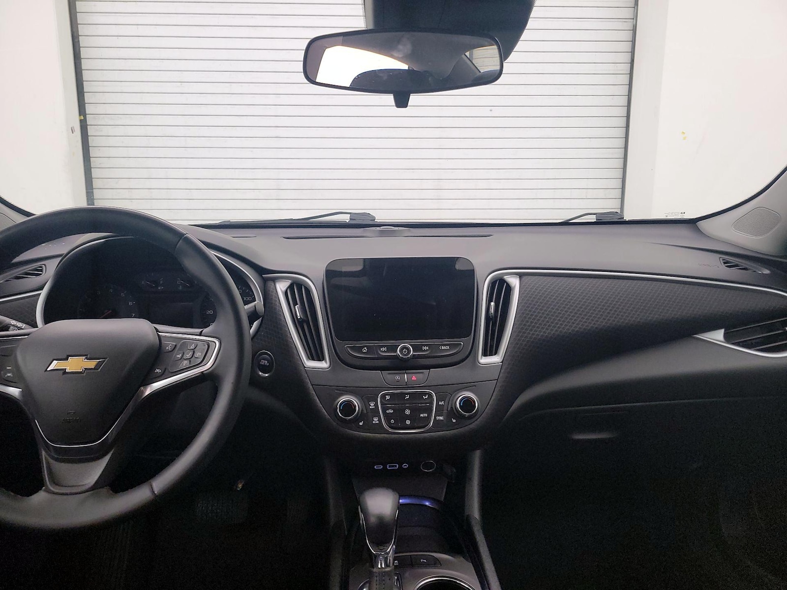 2024 Chevrolet Malibu 1LT - Photo 10