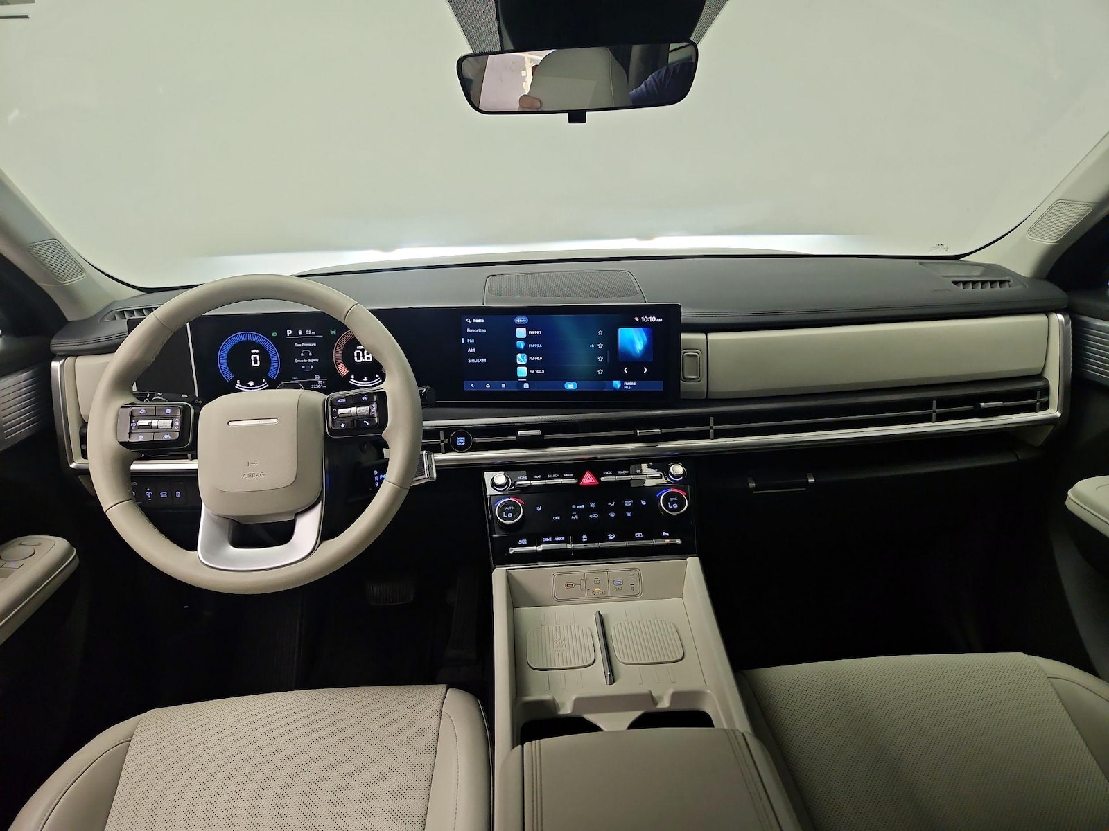 2025 Hyundai Santa Fe SEL - Photo 10