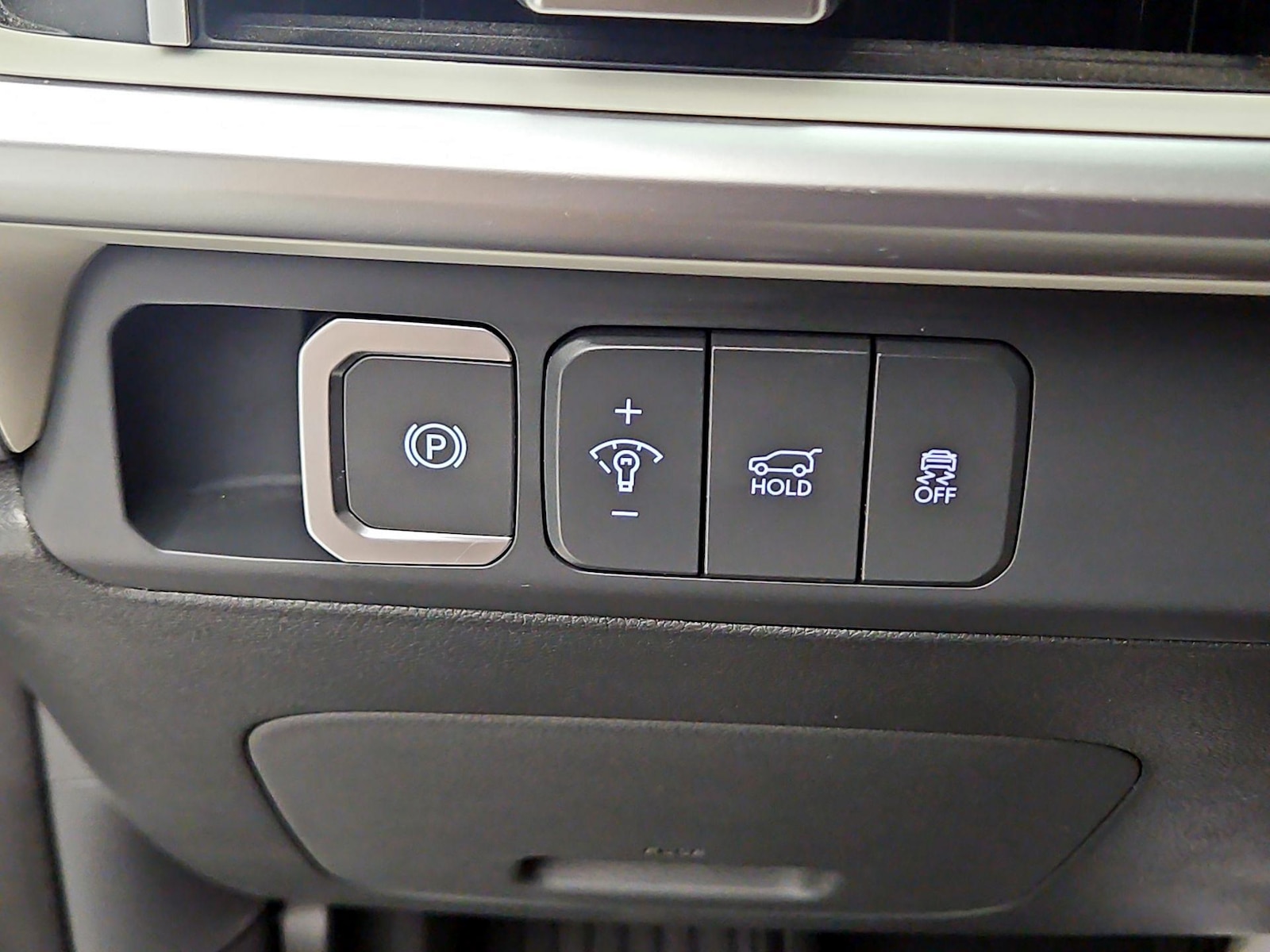 2025 Hyundai Santa Fe SEL - Photo 14