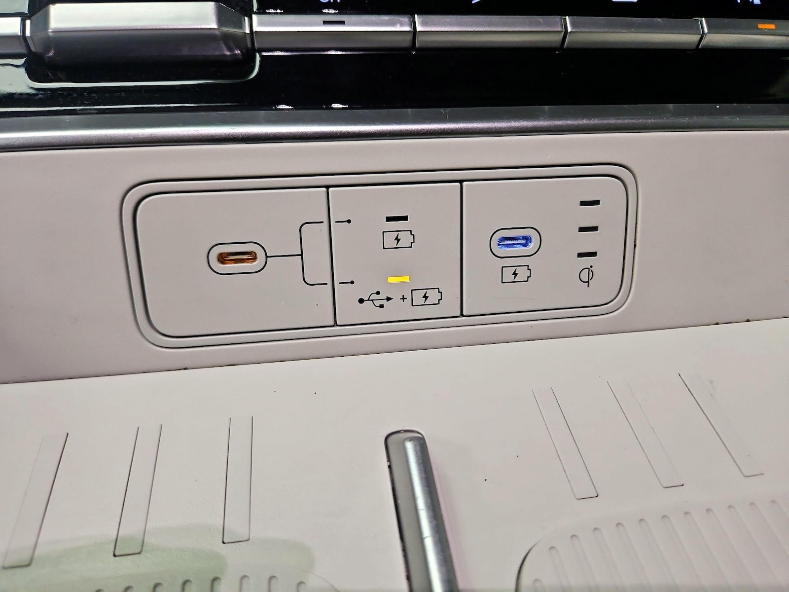 2025 Hyundai Santa Fe SEL - Photo 19