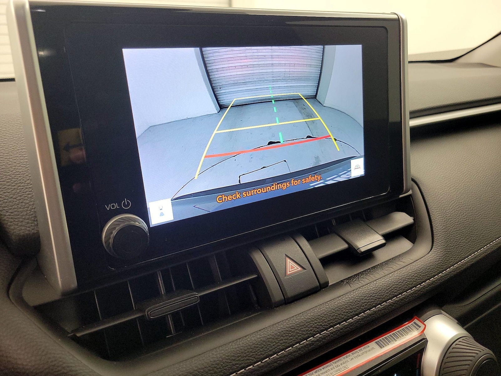 2025 Toyota RAV4 LE - Photo 15