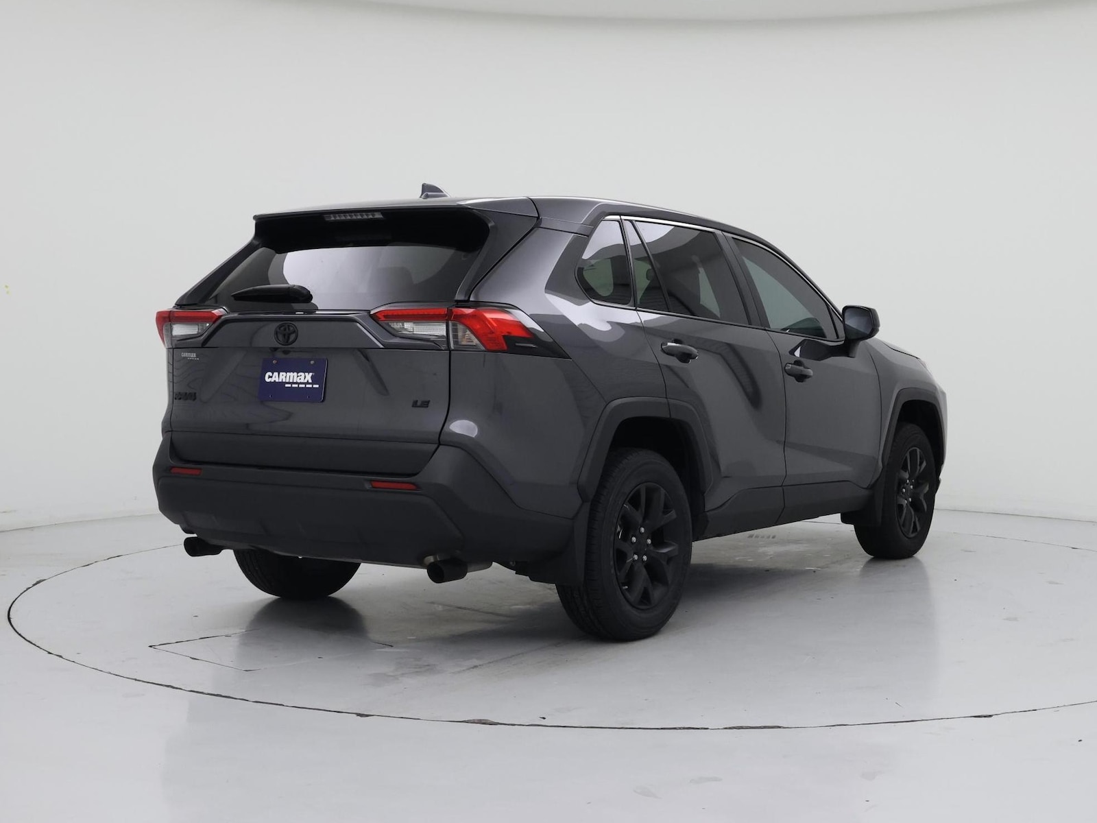 2025 Toyota RAV4 LE - Photo 9