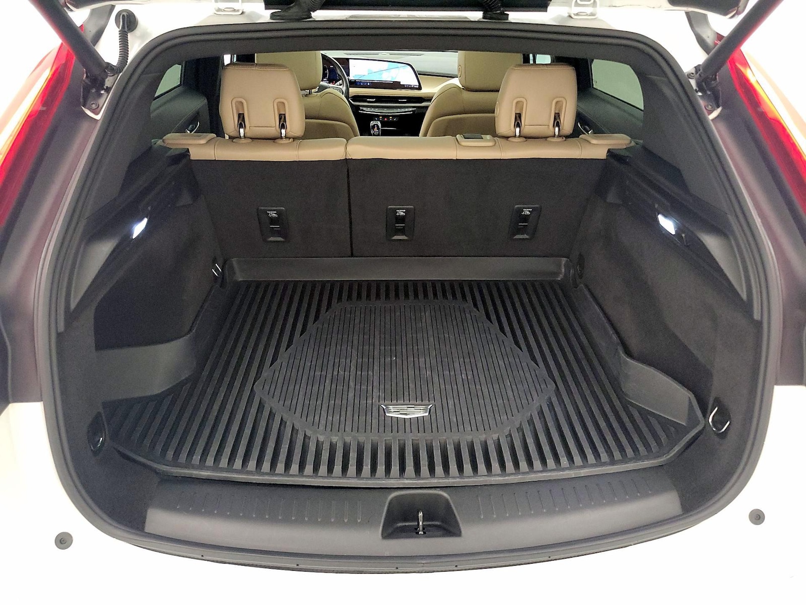 2024 Cadillac XT4 Luxury - Photo 23