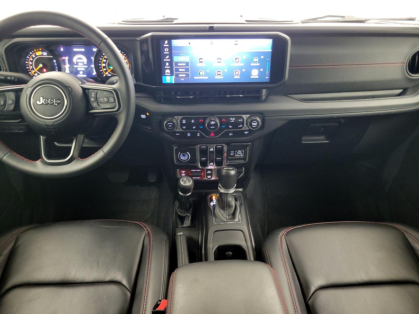 Apple CarPlay® & Android Auto™