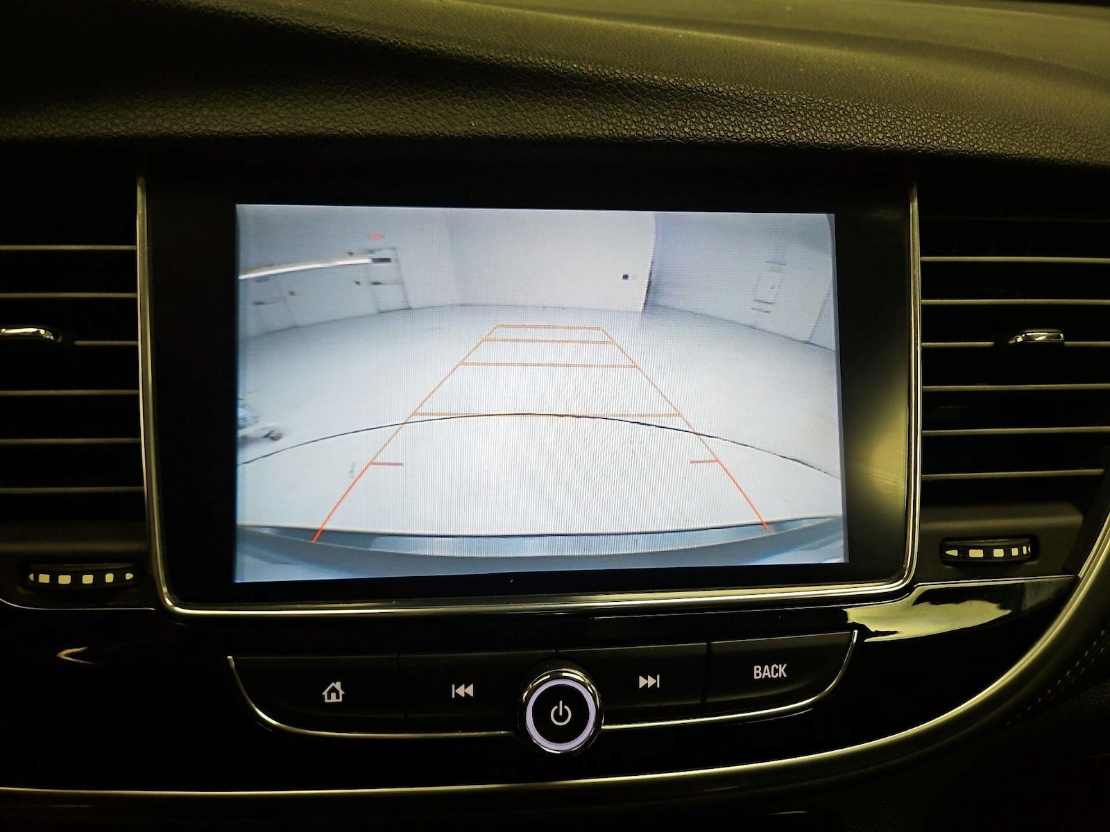 2018 Buick Encore Preferred II - Photo 15
