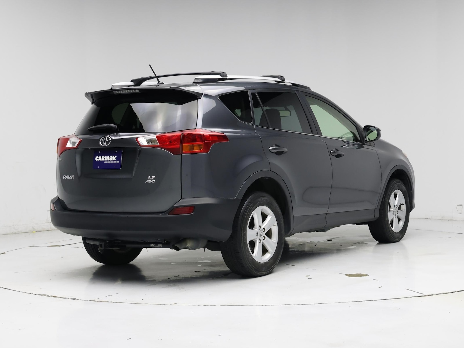 2014 Toyota RAV4 LE - Photo 9