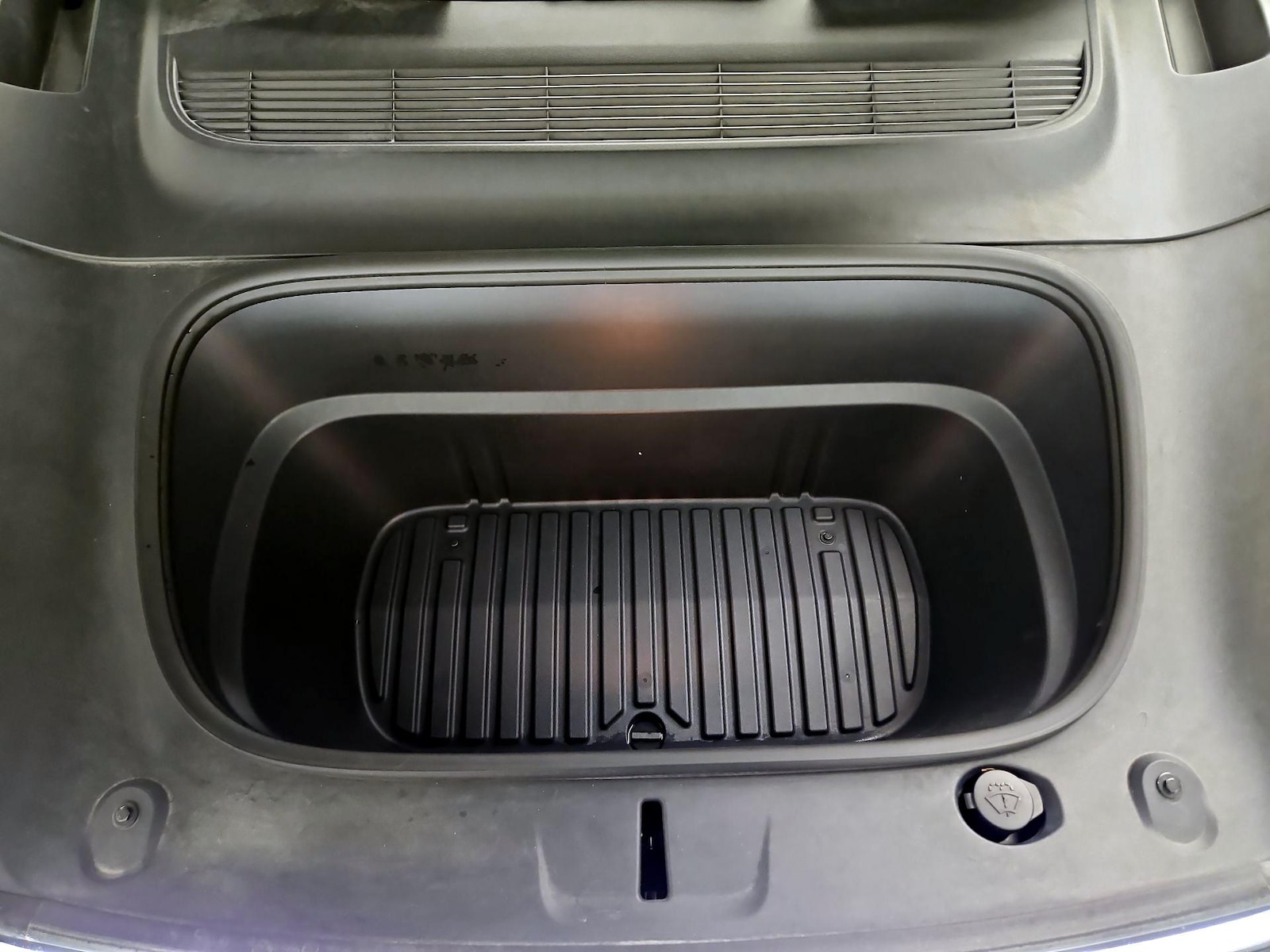 2026 Tesla Model Y Long Range - Photo 22