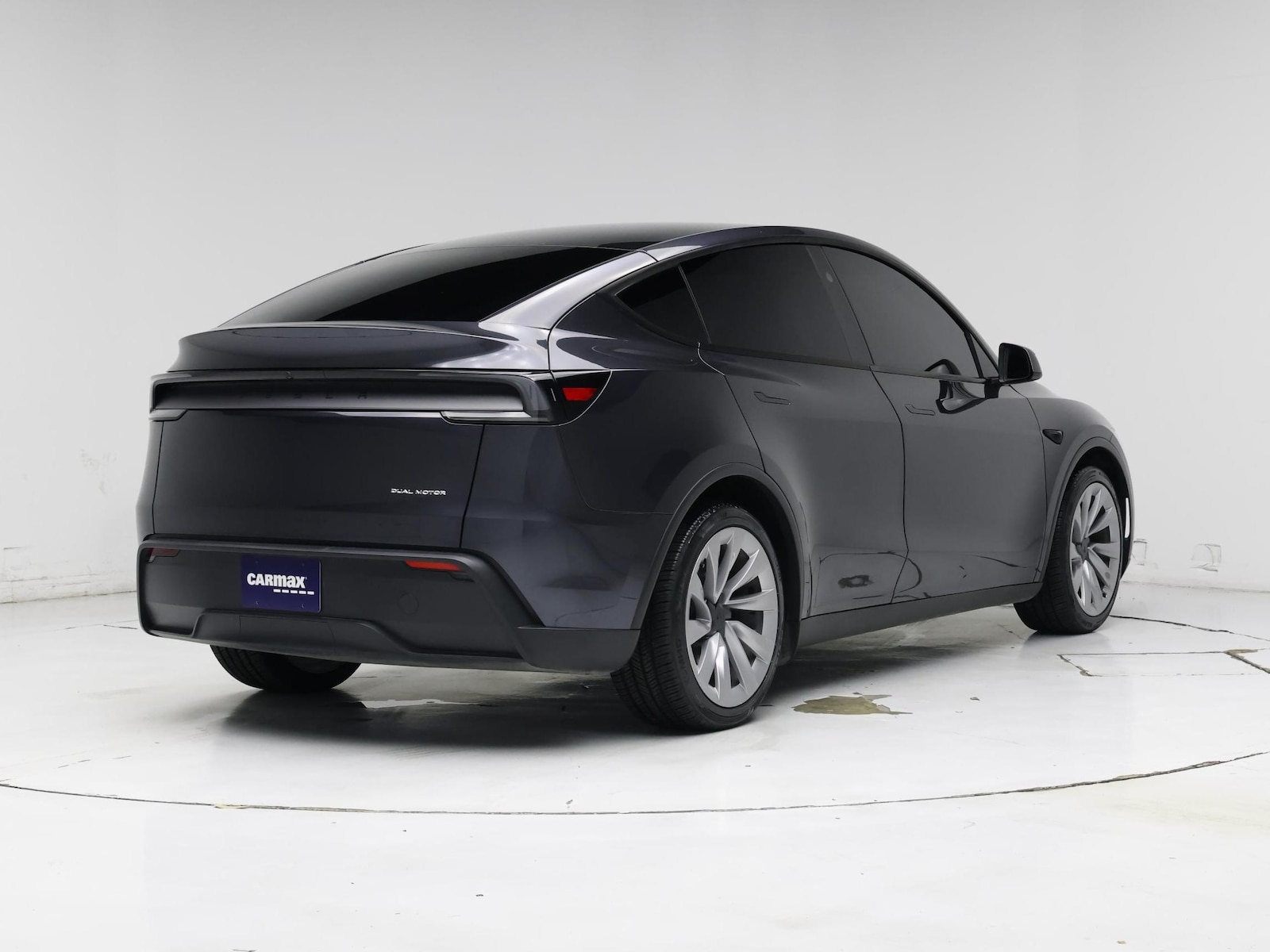 2026 Tesla Model Y Long Range - Photo 9