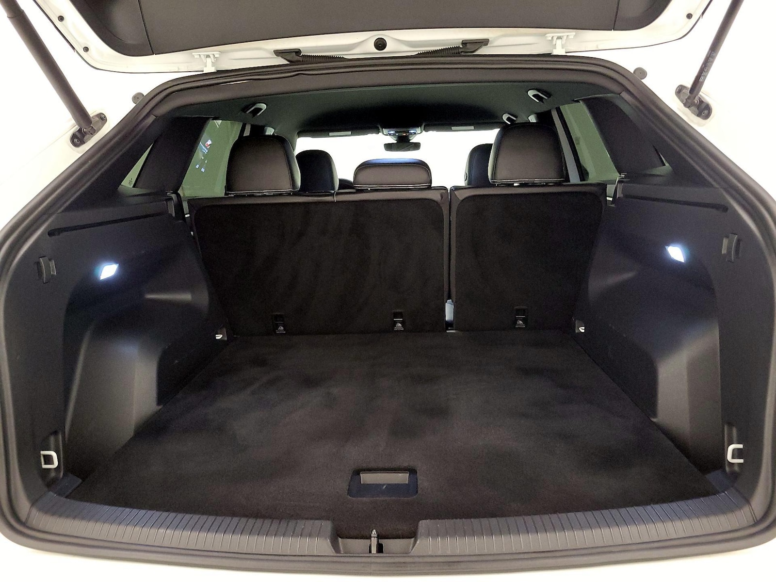 2024 Volkswagen Atlas Cross Sport SE - Photo 21