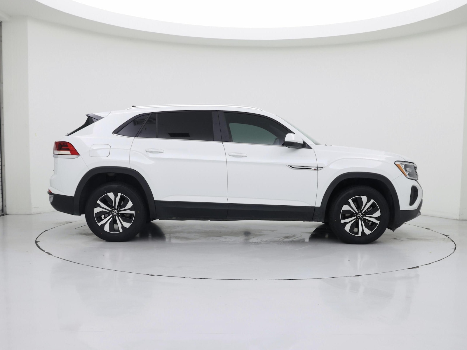 2024 Volkswagen Atlas Cross Sport SE - Photo 8