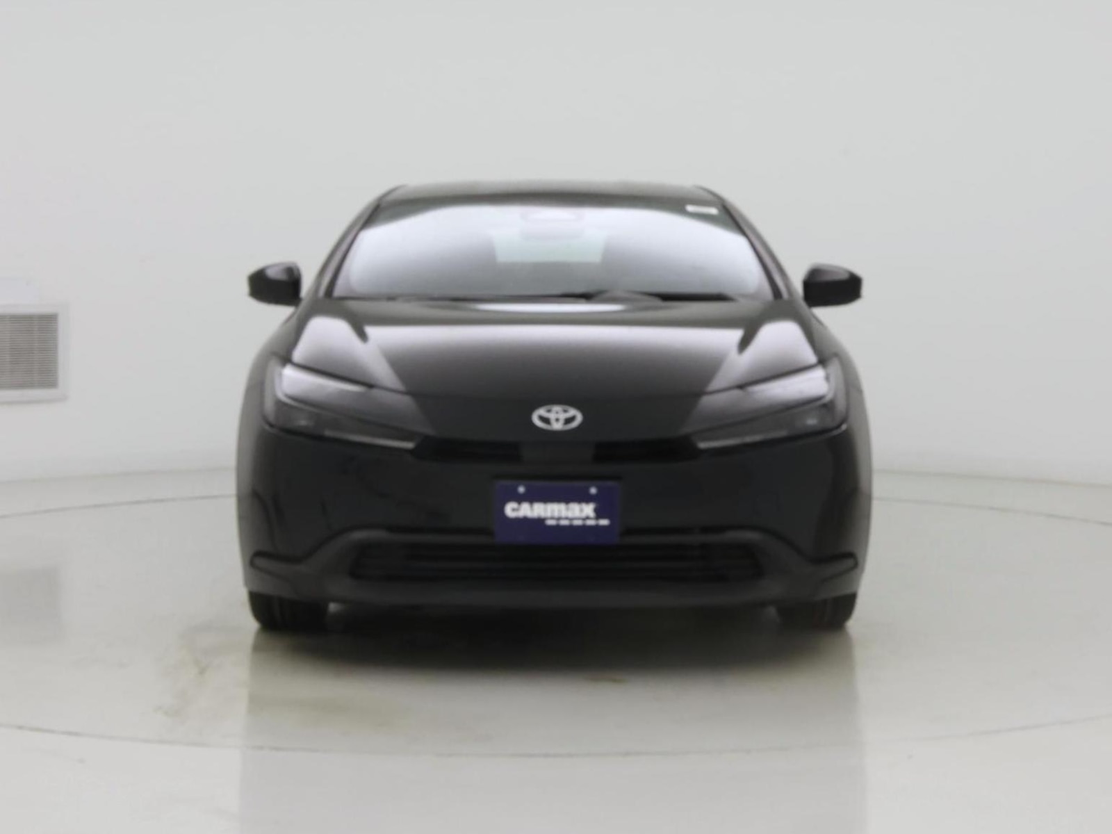 2025 Toyota Prius LE - Photo 6