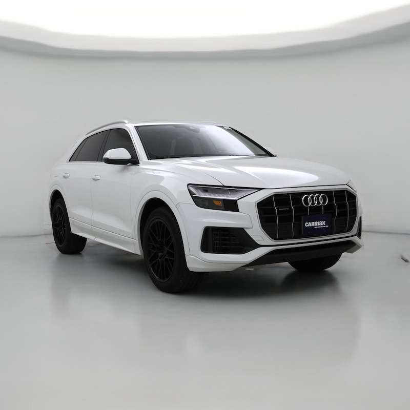 2023 Audi Q8 Premium