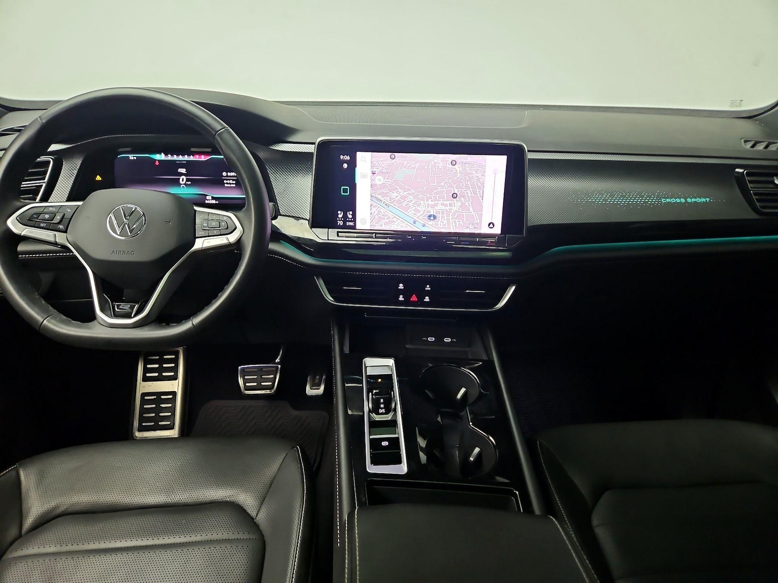 2024 Volkswagen Atlas Cross Sport SEL R-LINE - Photo 10