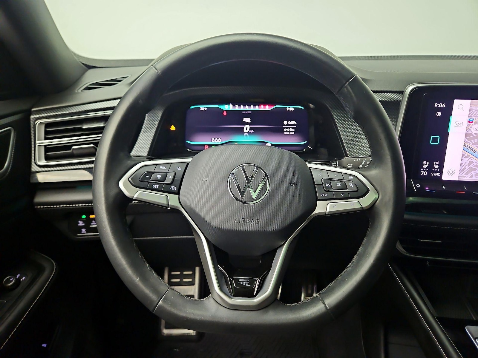 2024 Volkswagen Atlas Cross Sport SEL R-LINE - Photo 11