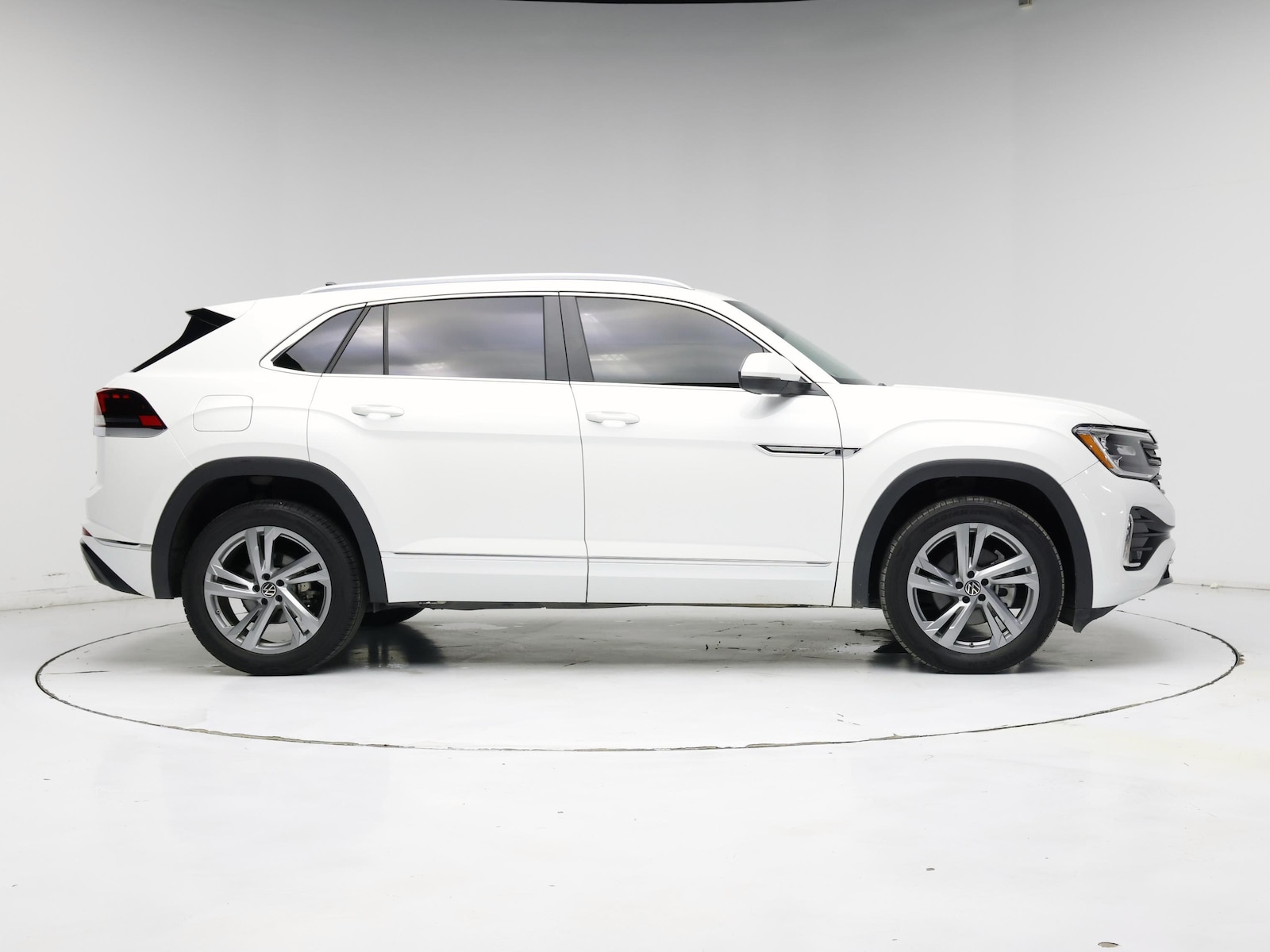 2024 Volkswagen Atlas Cross Sport SEL R-LINE - Photo 8