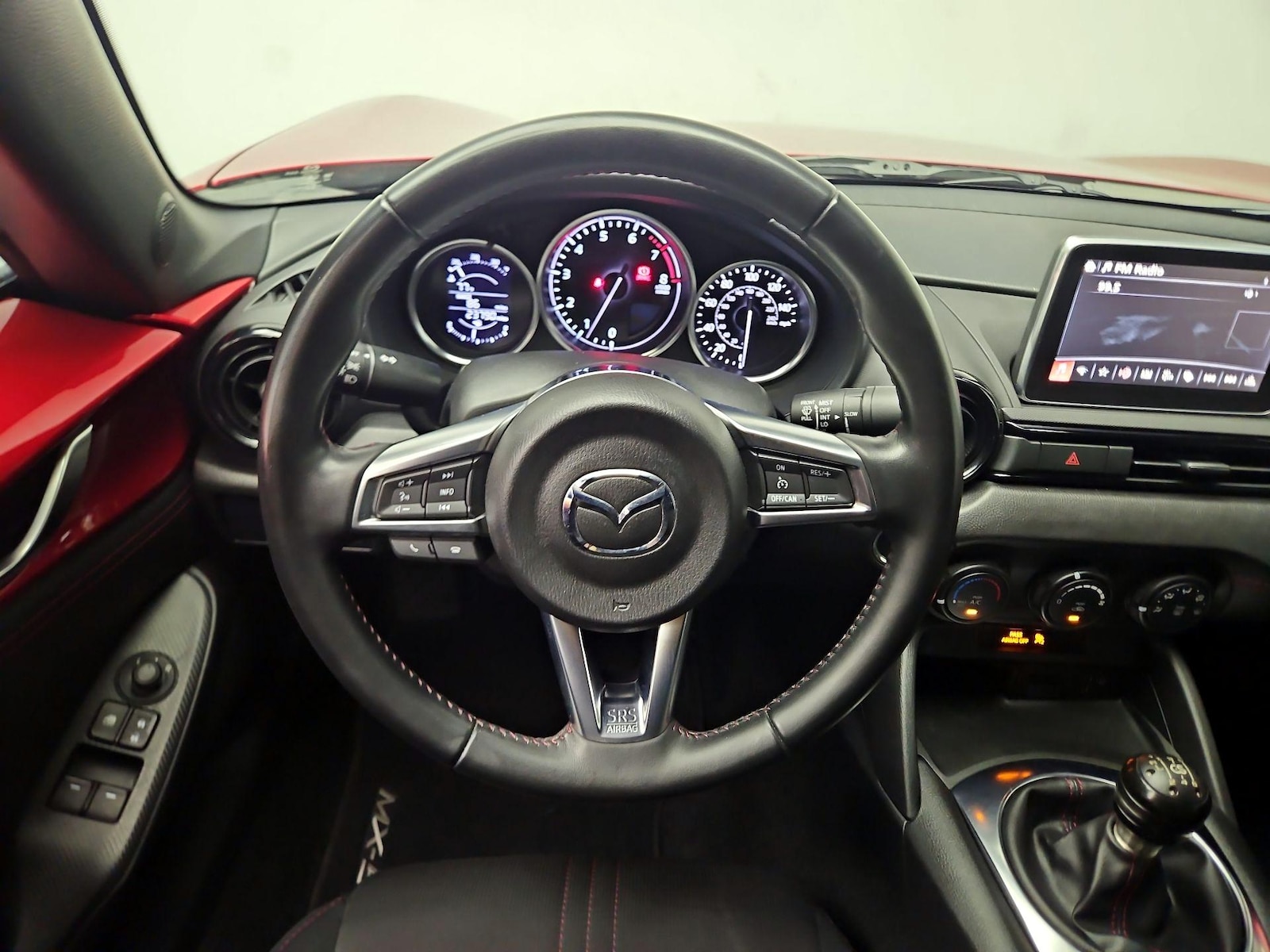 2016 Mazda MX-5 Miata Club - Photo 11