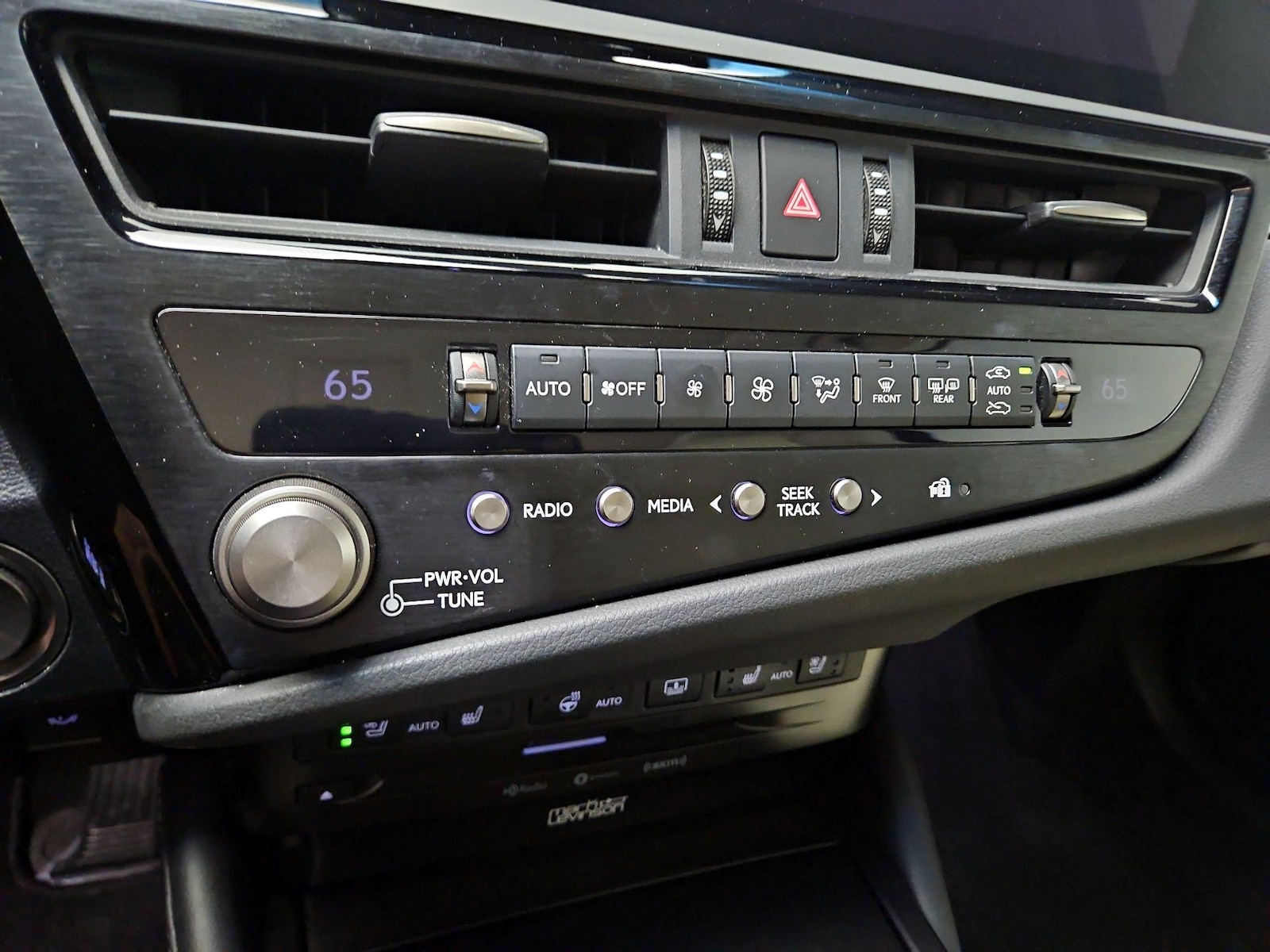 2022 Lexus ES 350 Ultra Luxury - Photo 18